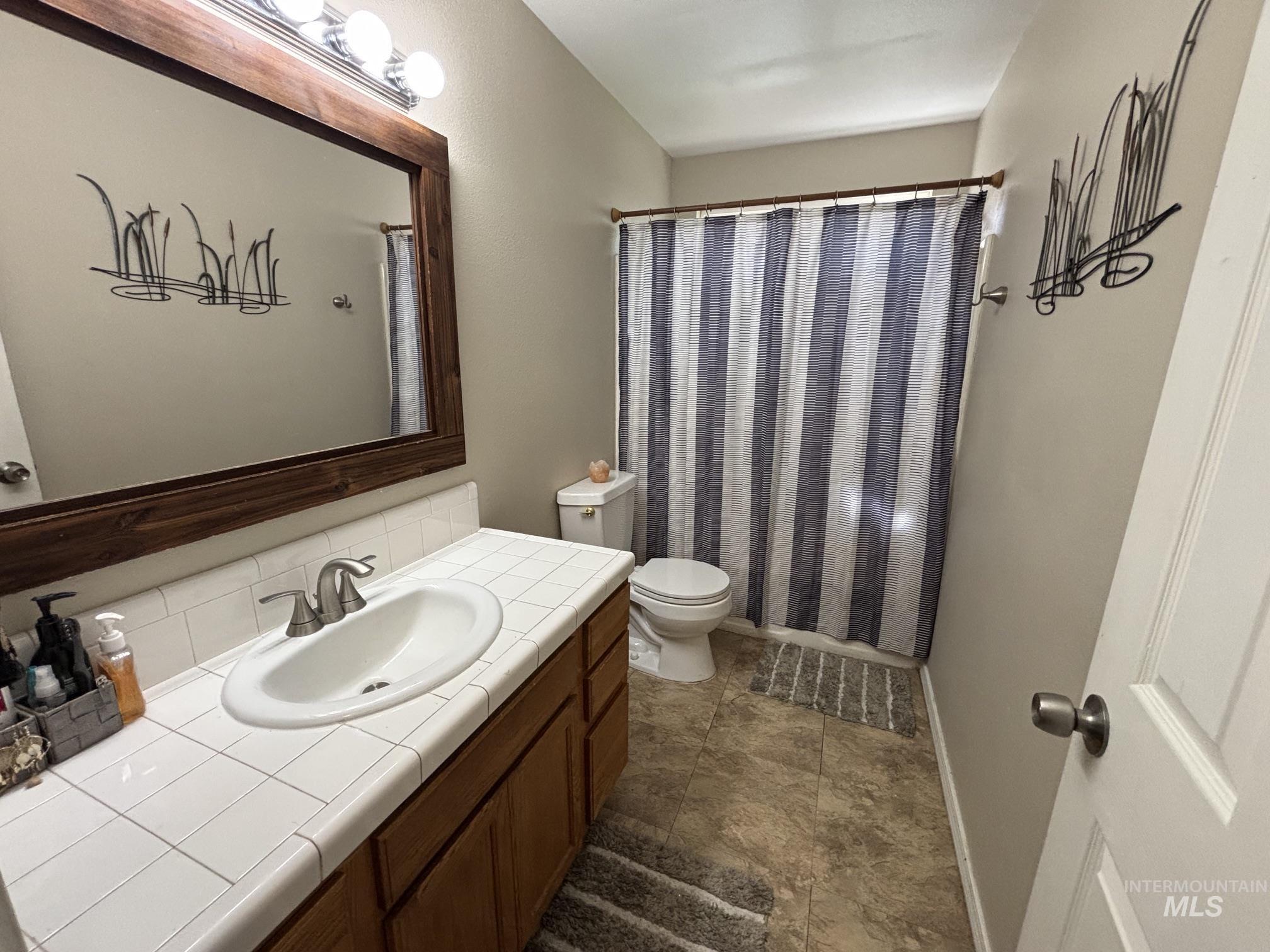 6327 S Mangrove Pl., Boise, Idaho 83716, 3 Bedrooms, 2 Bathrooms, Residential For Sale, Price $539,900, 98985077