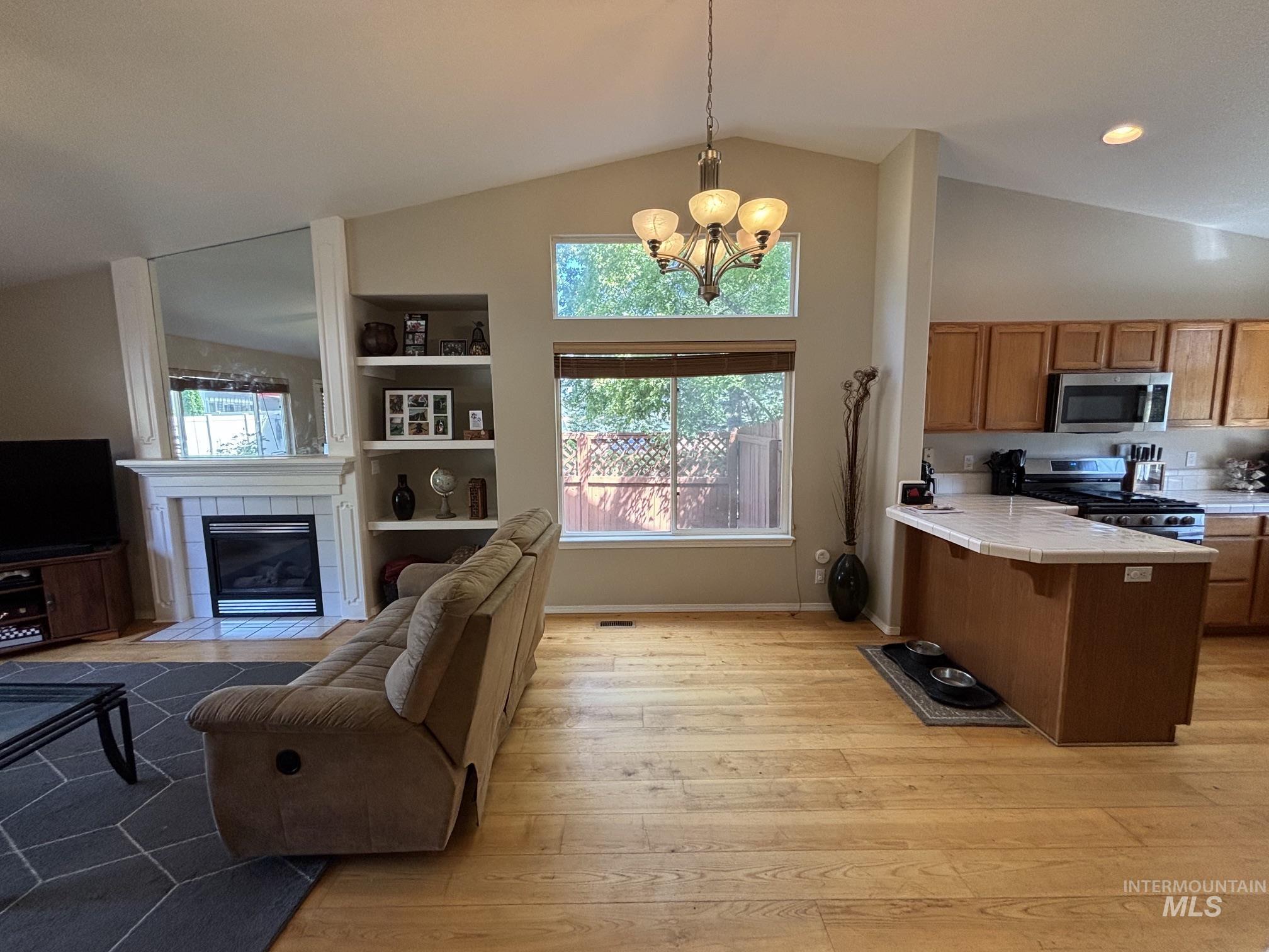 6327 S Mangrove Pl., Boise, Idaho 83716, 3 Bedrooms, 2 Bathrooms, Residential For Sale, Price $539,900, 98985077