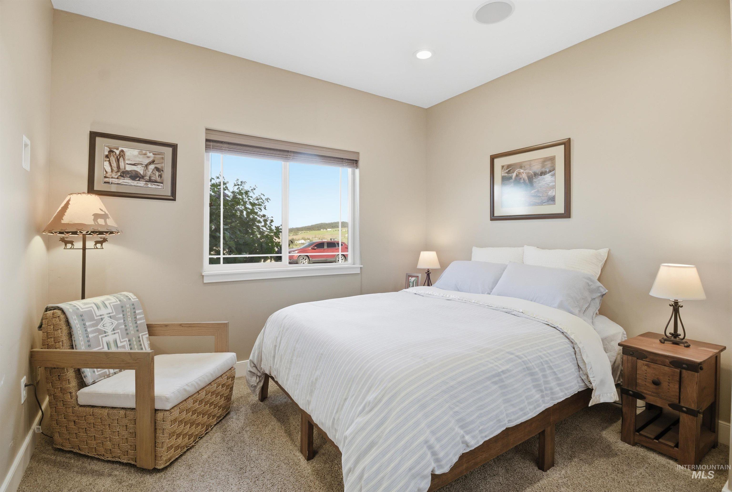 1018 Skyview Loop, Moscow, Idaho 83843, 4 Bedrooms, 3.5 Bathrooms, Residential For Sale, Price $1,100,000,MLS 98985079