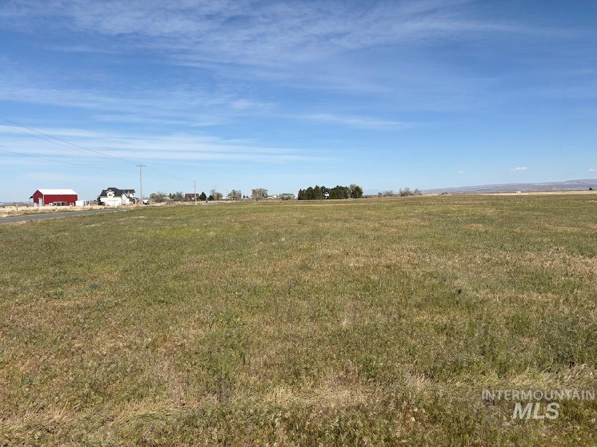 6 Miles South Blue Lakes, Twin Falls, Idaho 83301, Land For Sale, Price $295,000,MLS 98985080