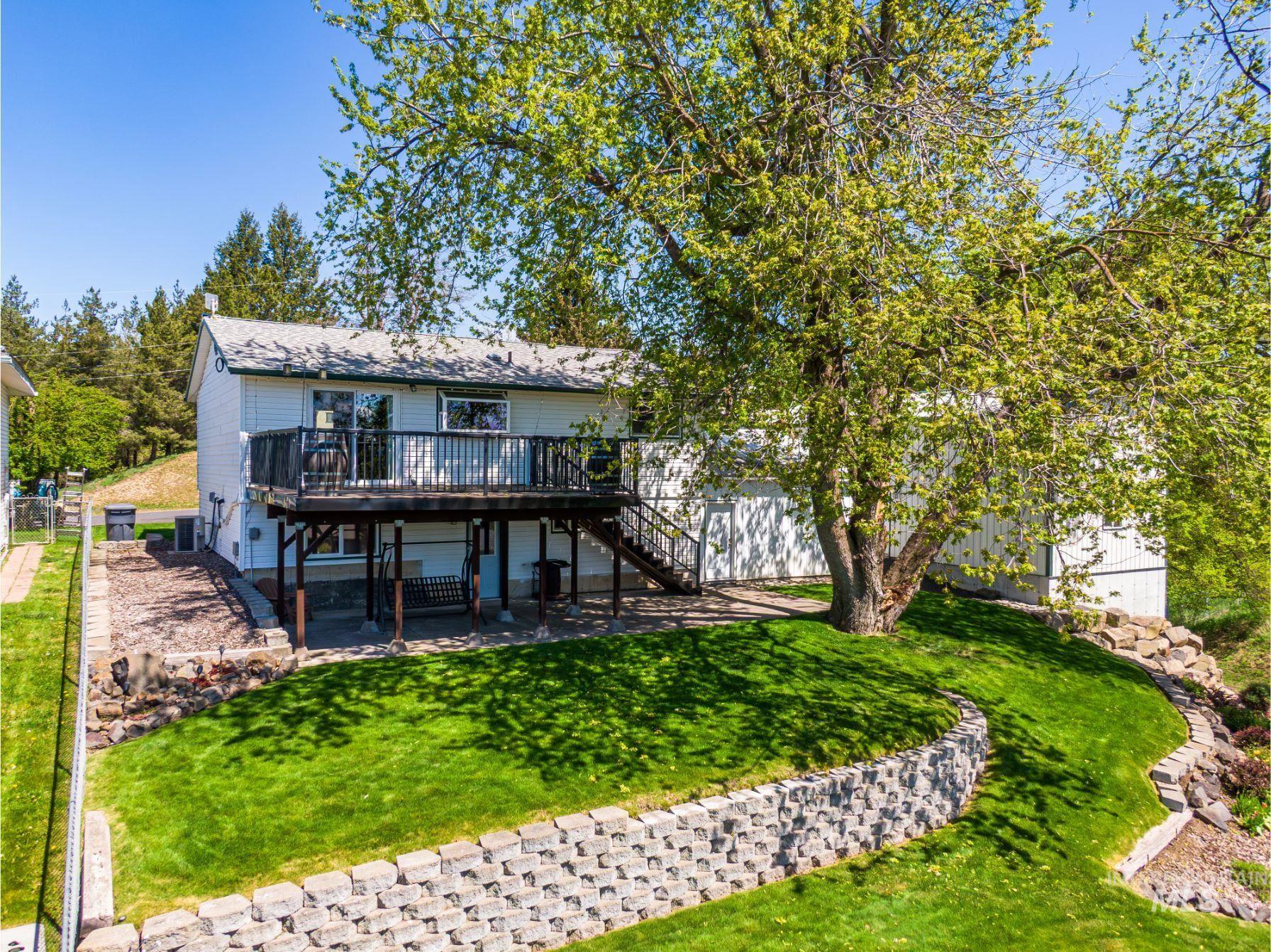 135 W Persimmon, Genesee, Idaho 83832, 4 Bedrooms, 2 Bathrooms, Residential For Sale, Price $515,000,MLS 98985081