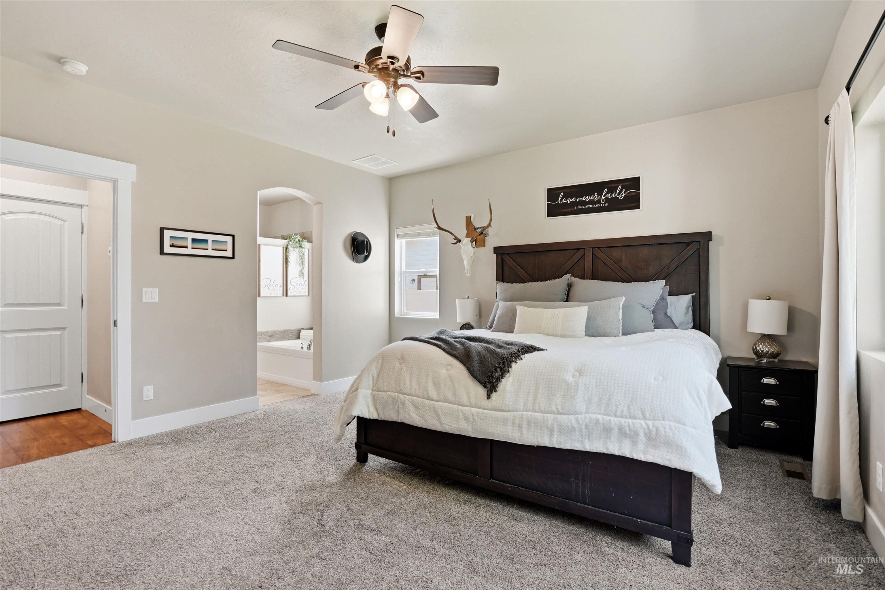 891 N Tullshire Way, Eagle, Idaho 83616, 4 Bedrooms, 2 Bathrooms, Residential For Sale, Price $639,900,MLS 98985084