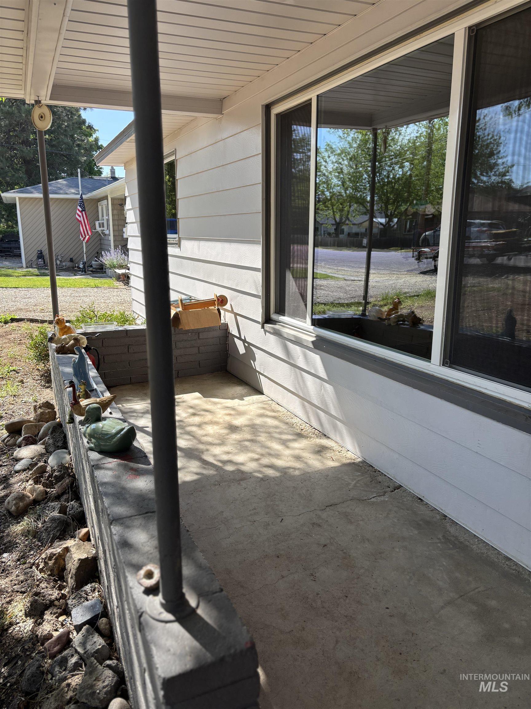 5116 W Morris Hill Rd, Boise, Idaho 83706, 2 Bedrooms, 1 Bathroom, Residential For Sale, Price $315,000,MLS 98985085