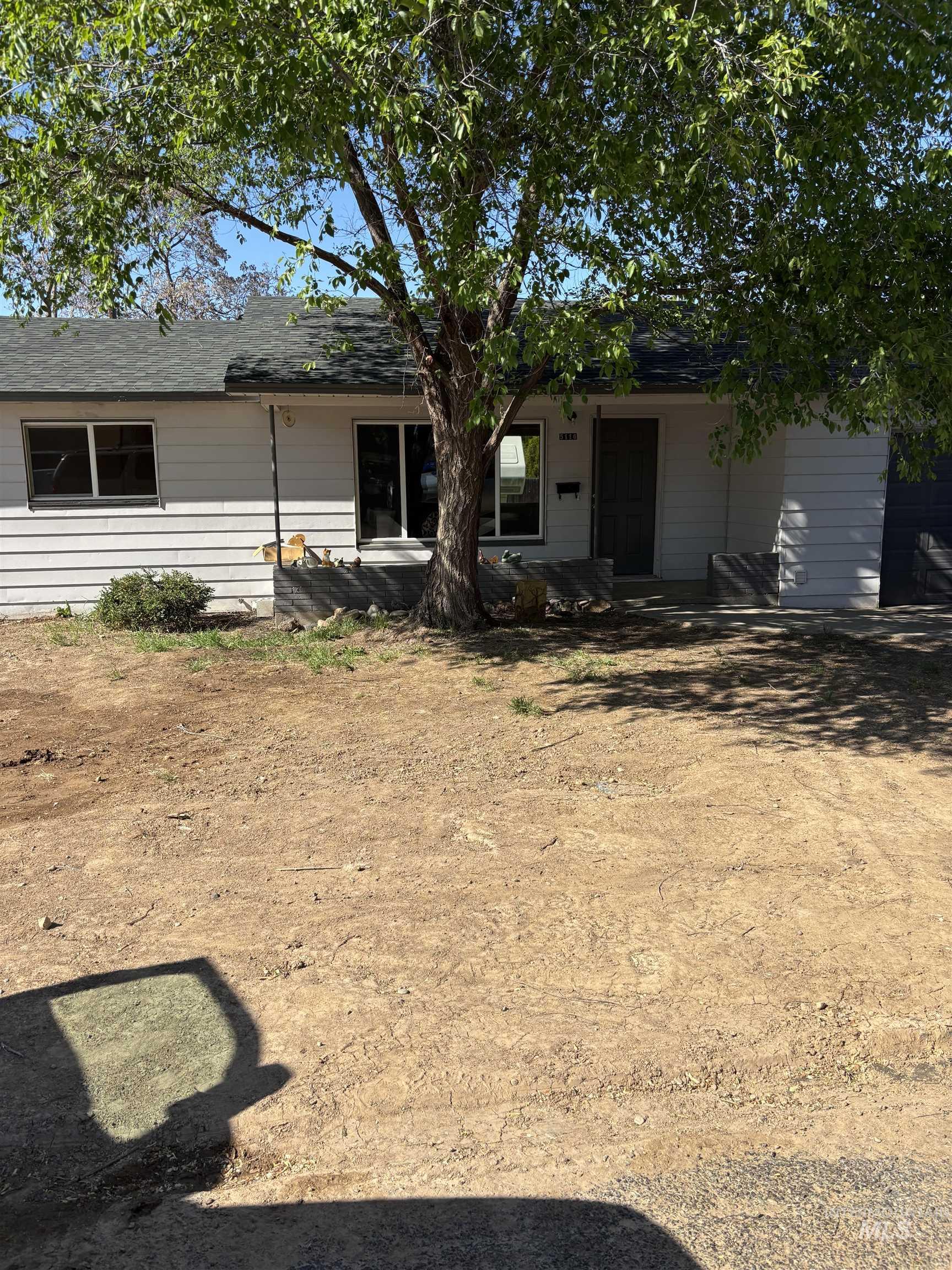 5116 W Morris Hill Rd, Boise, Idaho 83706, 2 Bedrooms, 1 Bathroom, Residential For Sale, Price $315,000,MLS 98985085