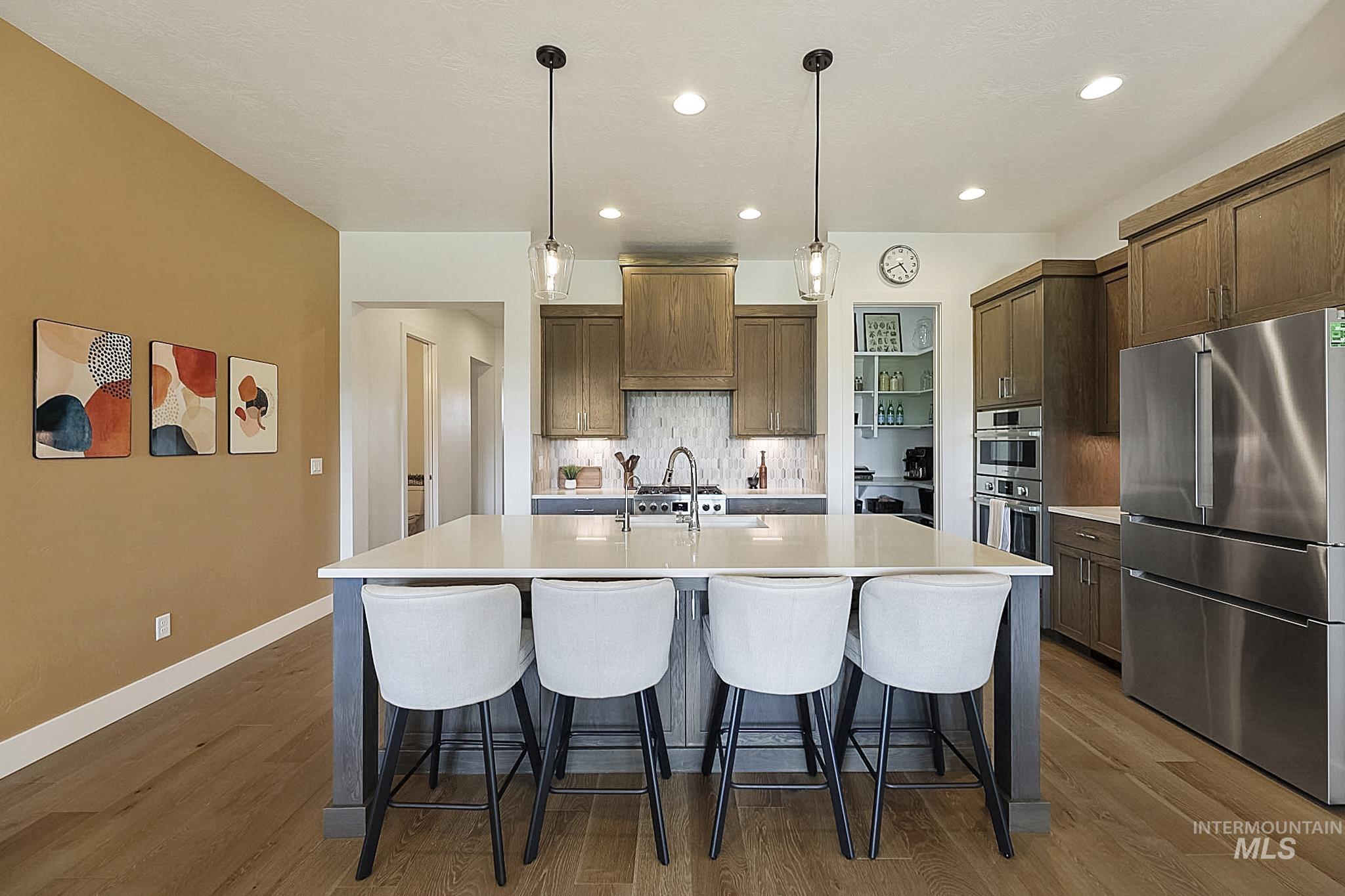 687 S Short Ln, Eagle, Idaho 83616-4103, 4 Bedrooms, 2.5 Bathrooms, Residential For Sale, Price $769,900, 98985087