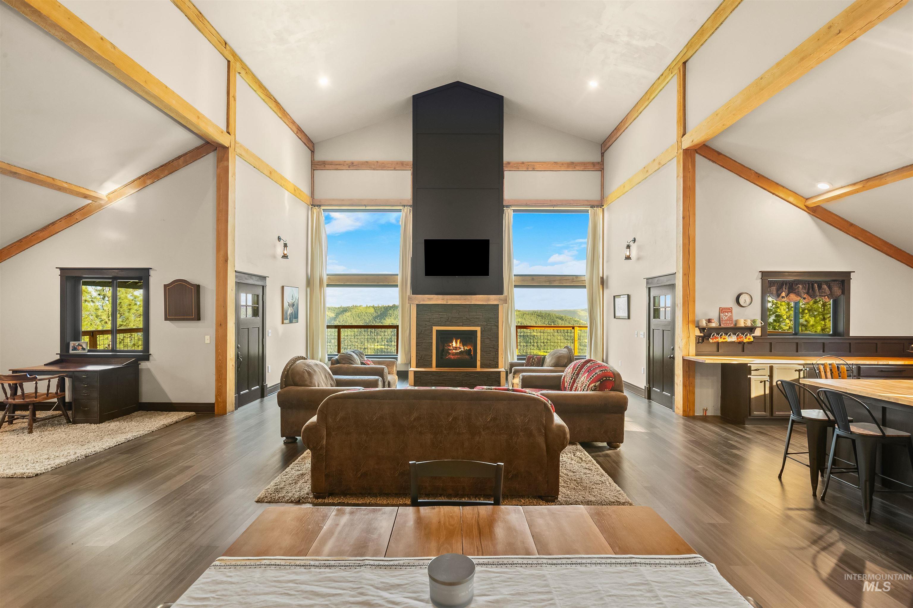 520 Valley View Dr, Lenore, Idaho 83541, 5 Bedrooms, 4 Bathrooms, Residential For Sale, Price $769,000,MLS 98985092