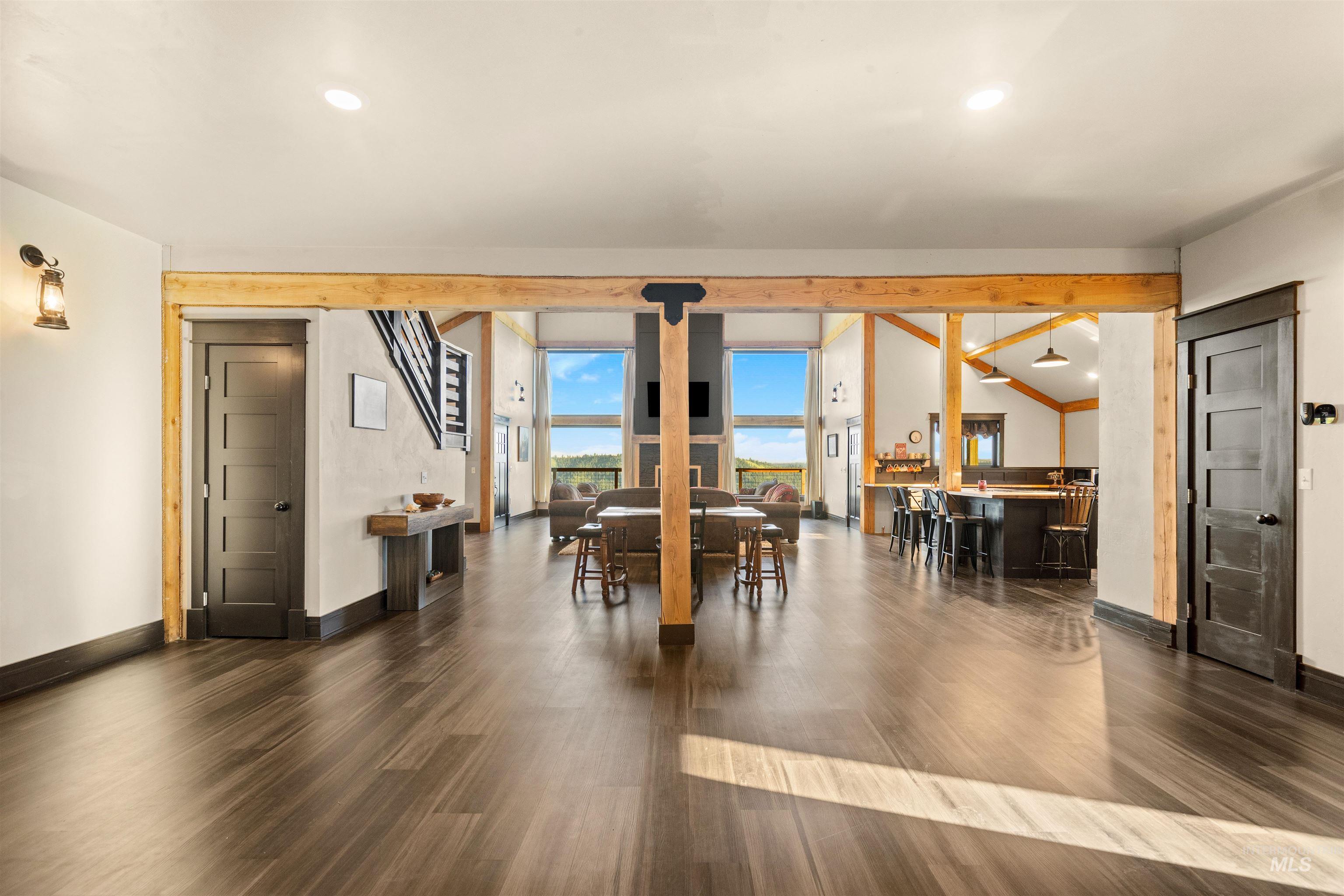 520 Valley View Dr, Lenore, Idaho 83541, 5 Bedrooms, 4 Bathrooms, Residential For Sale, Price $769,000,MLS 98985092