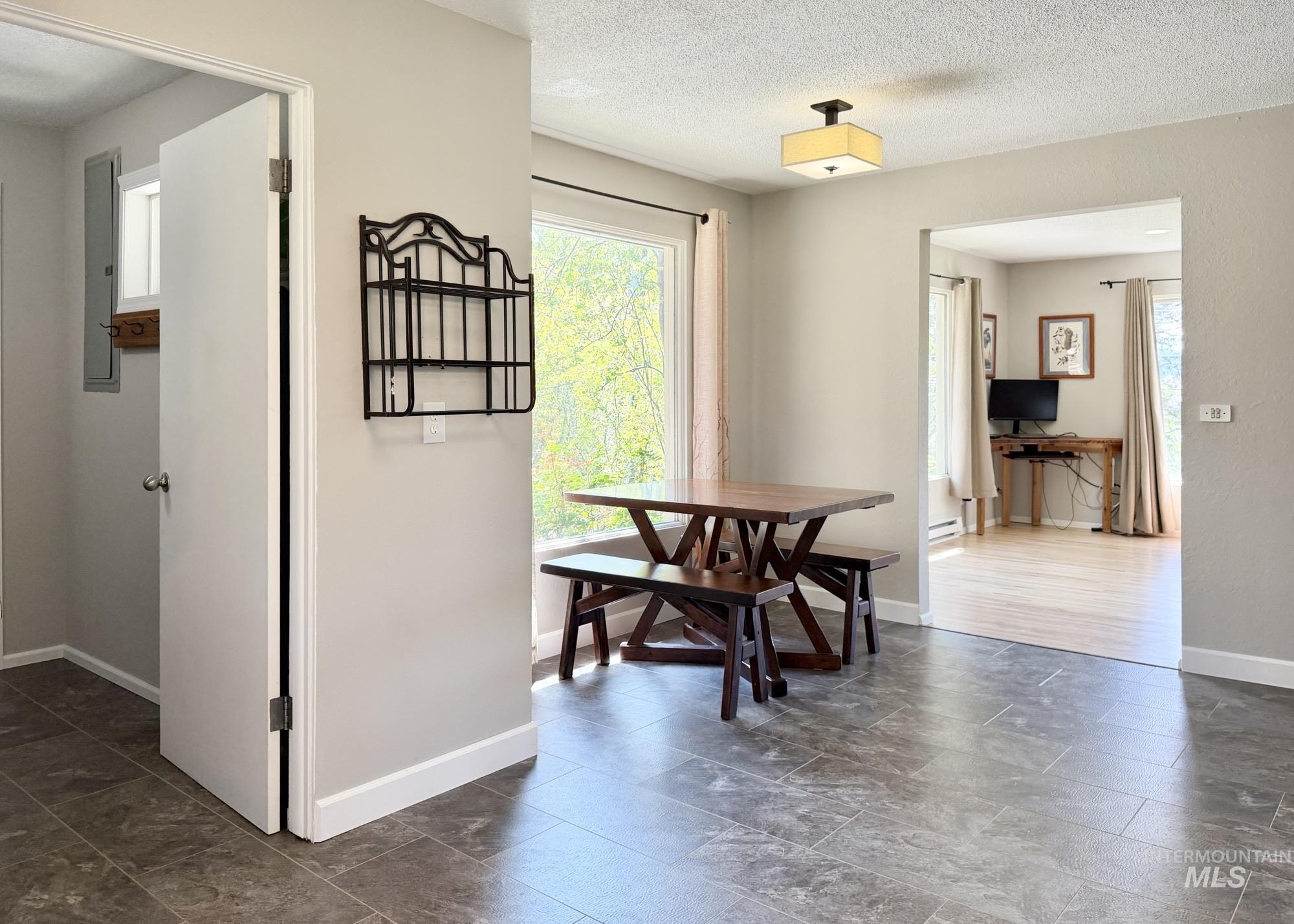 1740 Daves Ave, Moscow, Idaho 83843, 3 Bedrooms, 2 Bathrooms, Residential For Sale, Price $489,000,MLS 98985094