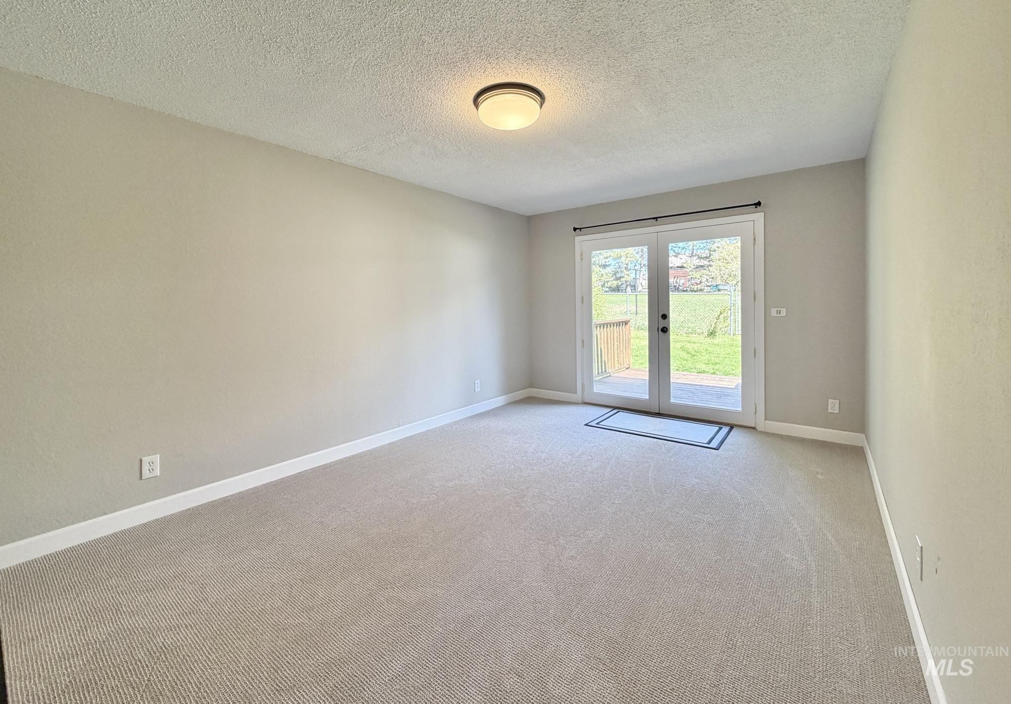 1740 Daves Ave, Moscow, Idaho 83843, 3 Bedrooms, 2 Bathrooms, Residential For Sale, Price $489,000,MLS 98985094