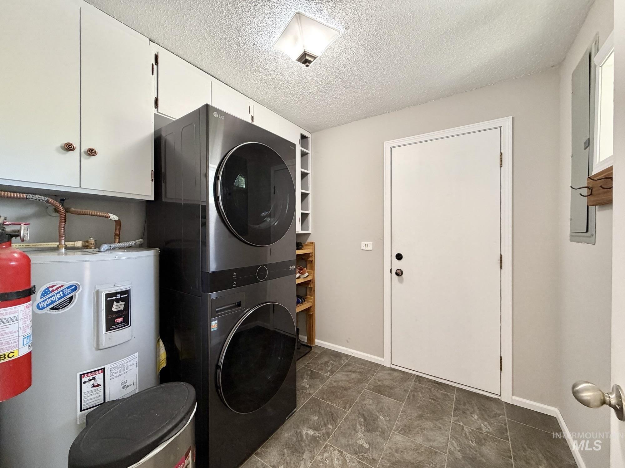 1740 Daves Ave, Moscow, Idaho 83843, 3 Bedrooms, 2 Bathrooms, Residential For Sale, Price $489,000,MLS 98985094