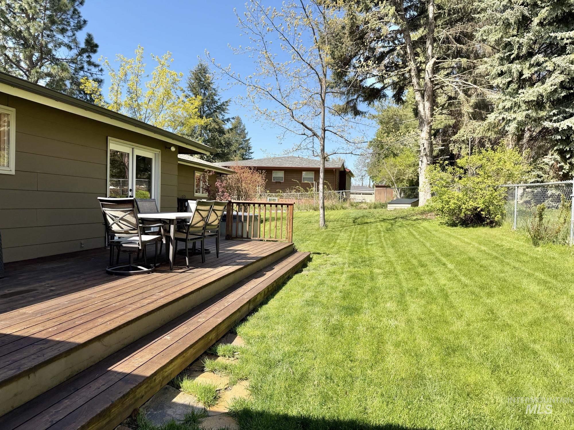 1740 Daves Ave, Moscow, Idaho 83843, 3 Bedrooms, 2 Bathrooms, Residential For Sale, Price $489,000,MLS 98985094