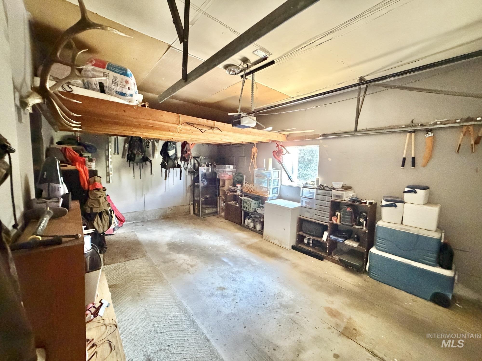 1740 Daves Ave, Moscow, Idaho 83843, 3 Bedrooms, 2 Bathrooms, Residential For Sale, Price $489,000,MLS 98985094