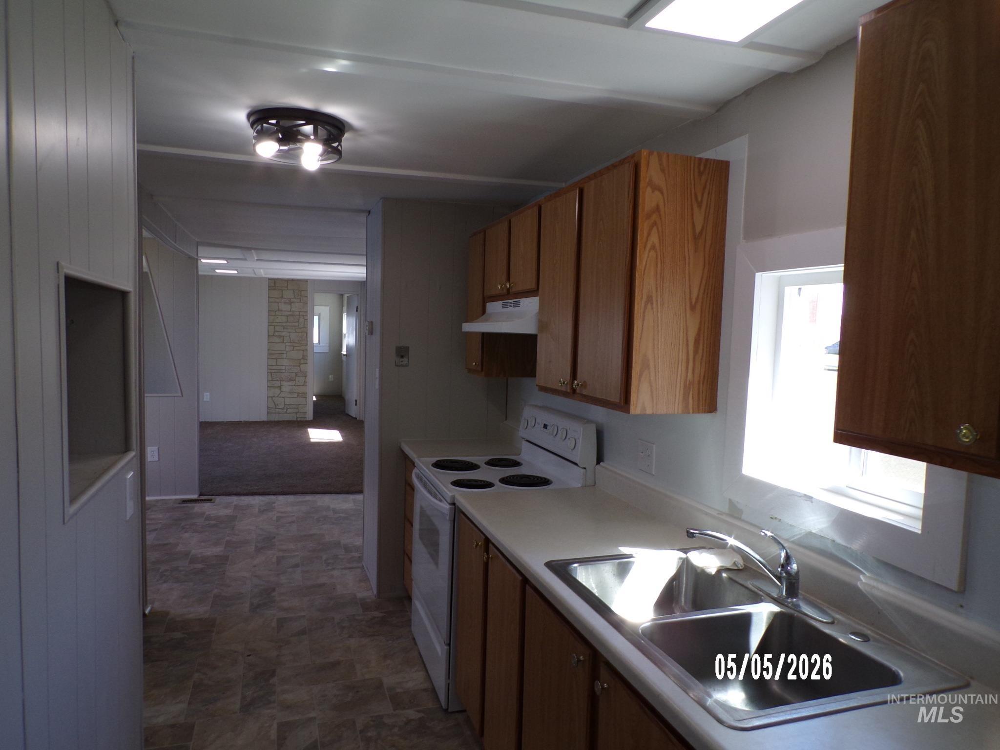 913 Preston Ave, Lewiston, Idaho 83501, 2 Bedrooms, 1 Bathroom, Residential For Sale, Price $69,500,MLS 98985097
