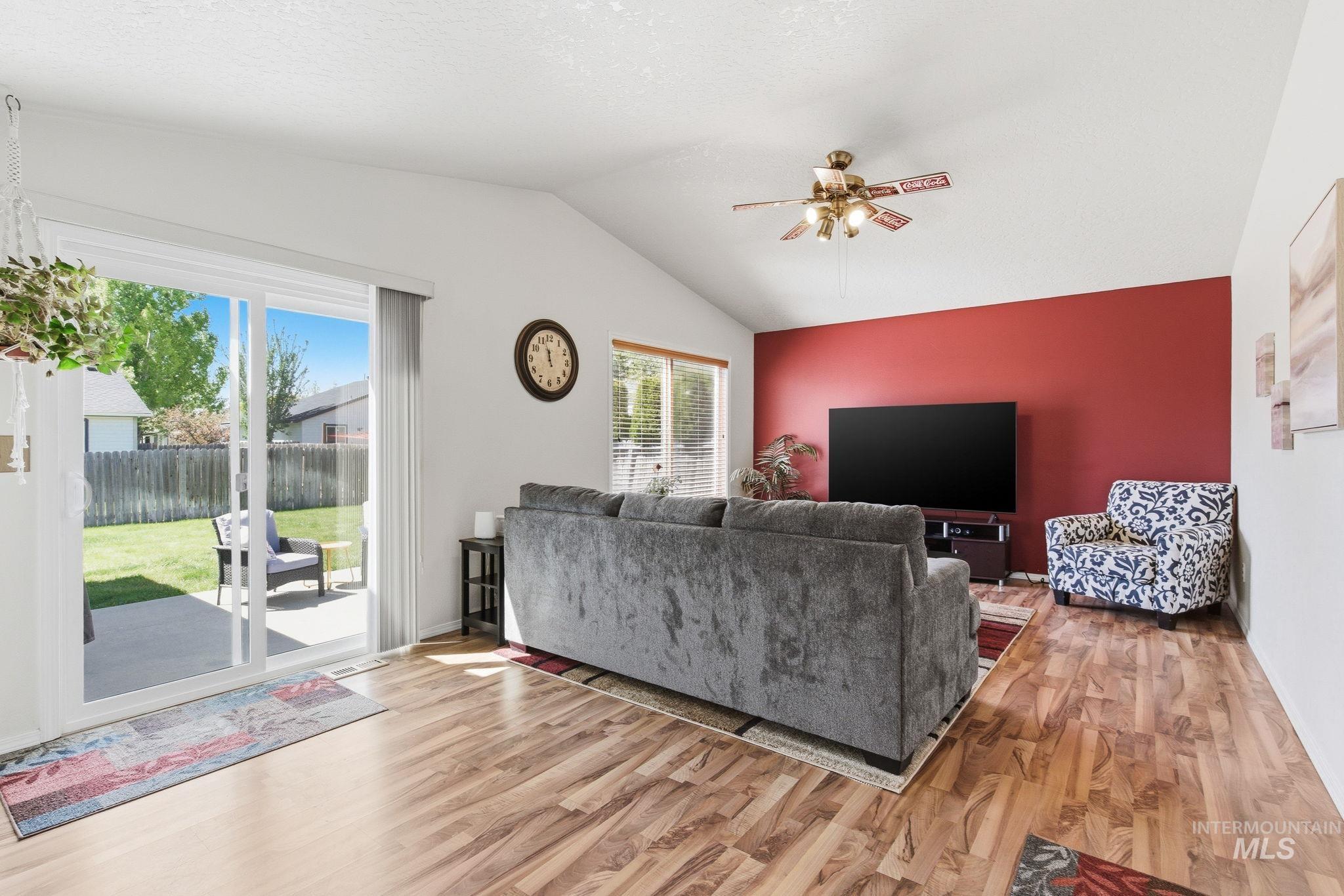 1027 W Bird Ave, Nampa, Idaho 83686, 3 Bedrooms, 2 Bathrooms, Residential For Sale, Price $400,000,MLS 98985101