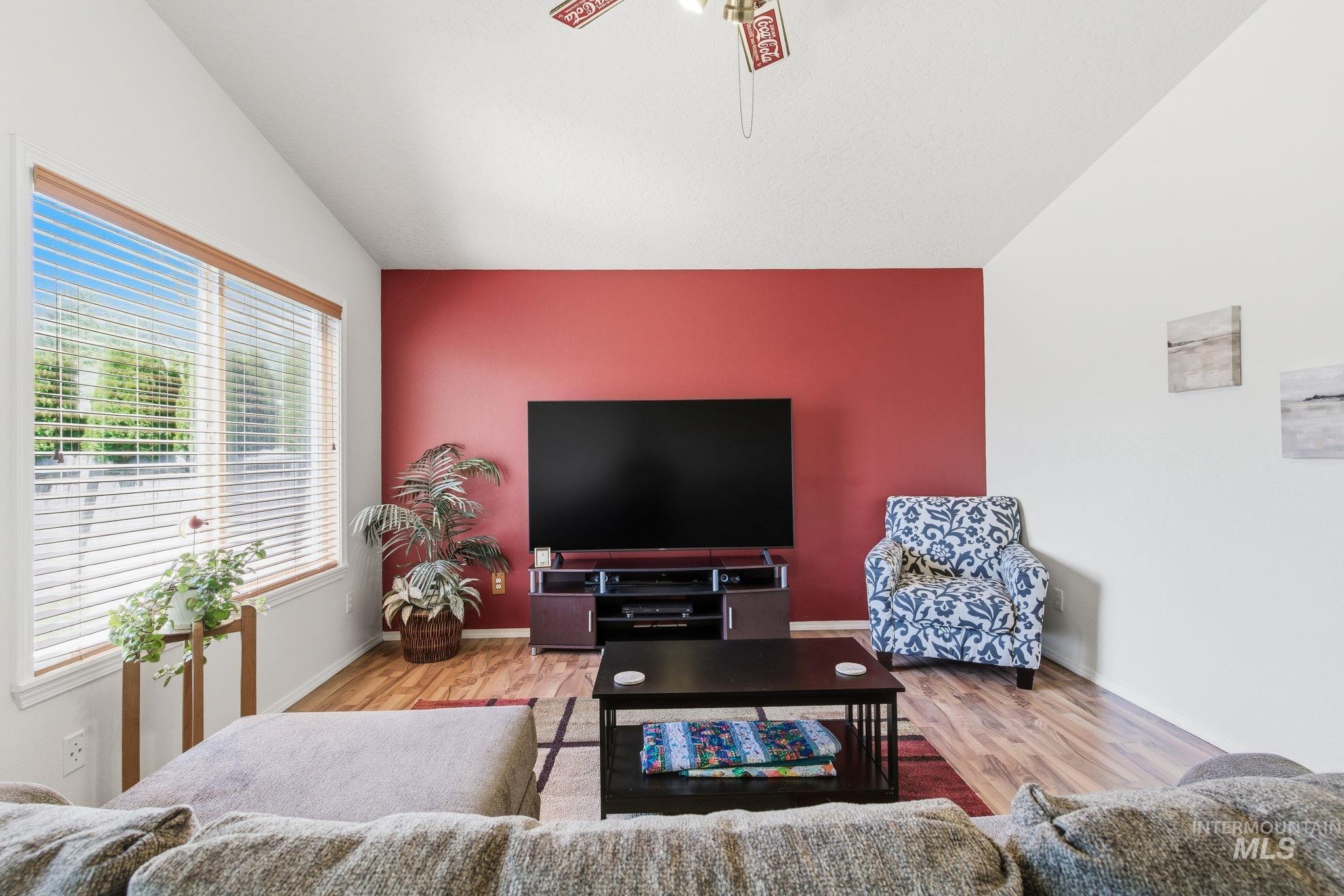 1027 W Bird Ave, Nampa, Idaho 83686, 3 Bedrooms, 2 Bathrooms, Residential For Sale, Price $400,000,MLS 98985101