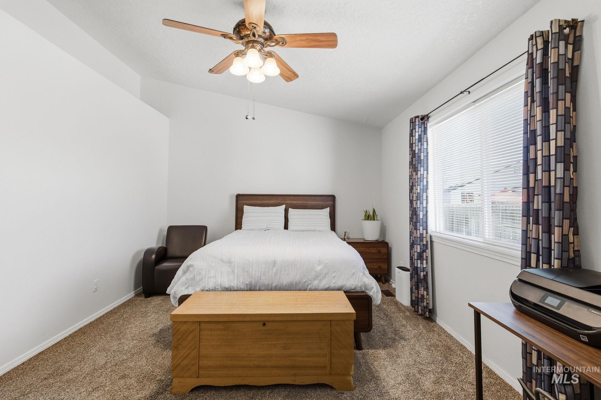 1027 W Bird Ave, Nampa, Idaho 83686, 3 Bedrooms, 2 Bathrooms, Residential For Sale, Price $400,000,MLS 98985101