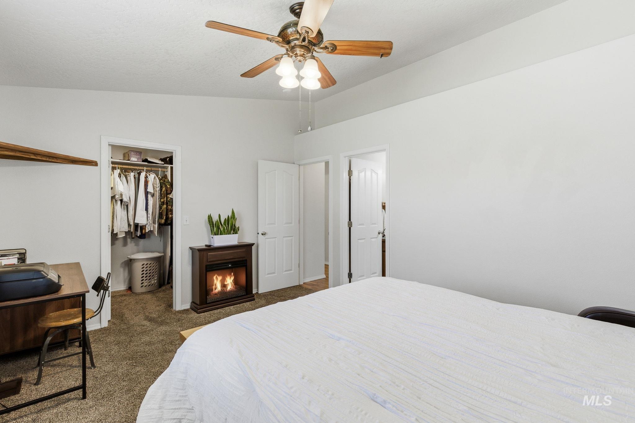 1027 W Bird Ave, Nampa, Idaho 83686, 3 Bedrooms, 2 Bathrooms, Residential For Sale, Price $400,000,MLS 98985101