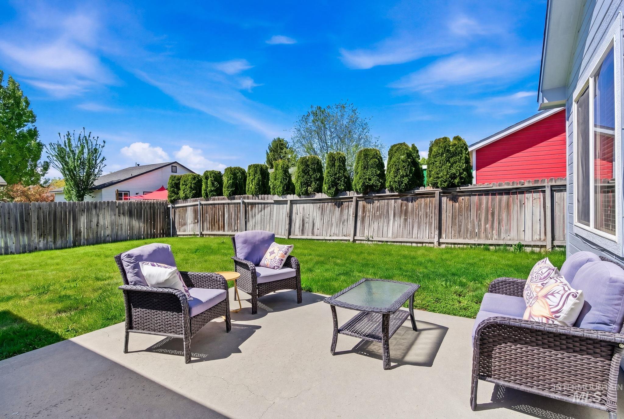 1027 W Bird Ave, Nampa, Idaho 83686, 3 Bedrooms, 2 Bathrooms, Residential For Sale, Price $400,000,MLS 98985101