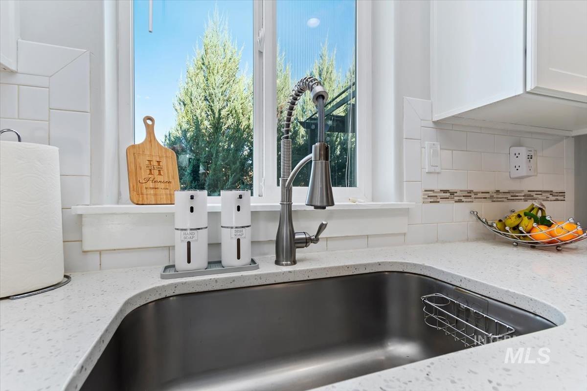 11473 W Baserri Dr, Boise, Idaho 83709, 4 Bedrooms, 2.5 Bathrooms, Residential For Sale, Price $600,000,MLS 98985103