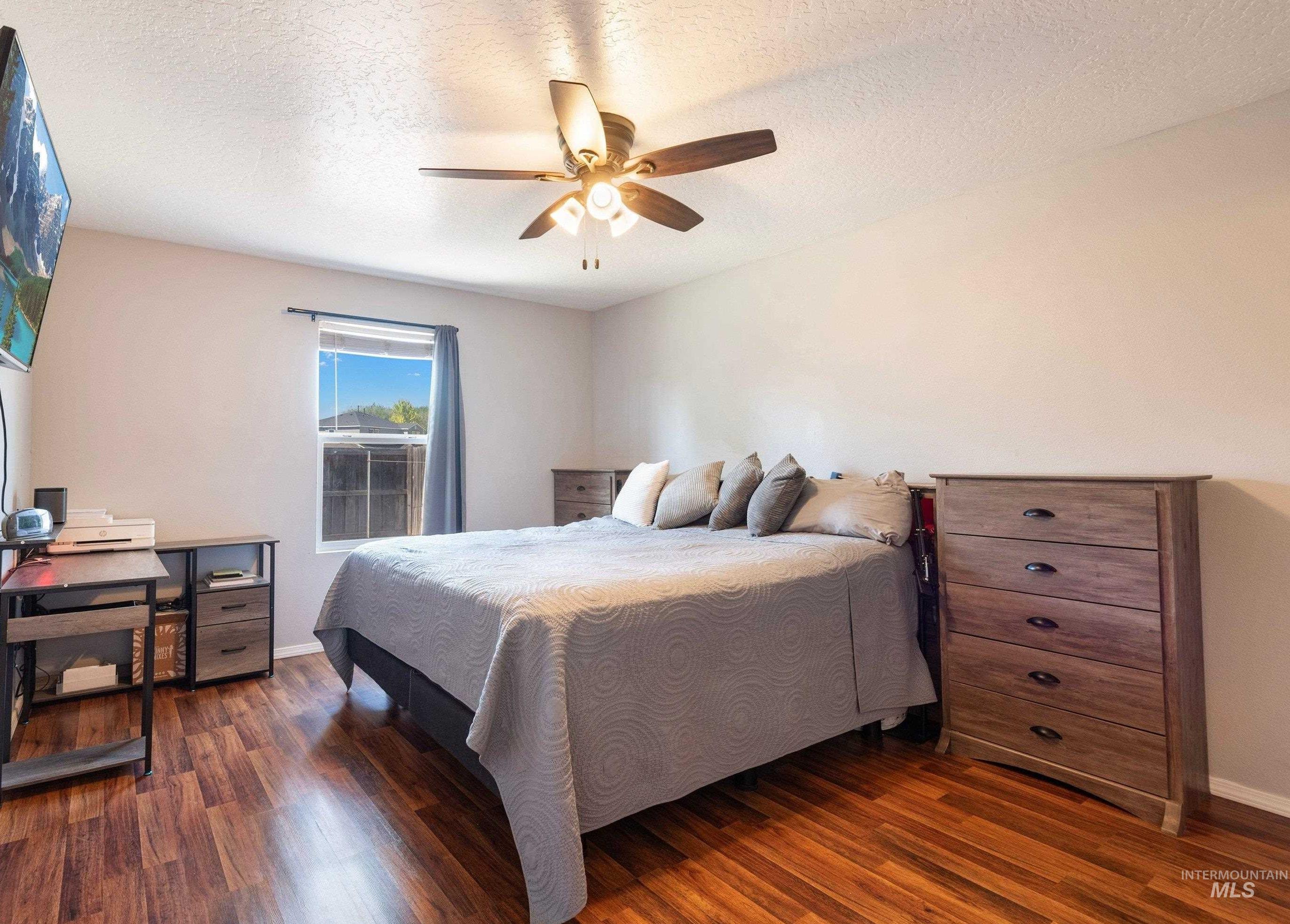 3512 W Vistapark Dr, Caldwell, Idaho 83605, 3 Bedrooms, 2 Bathrooms, Residential For Sale, Price $349,900,MLS 98985104