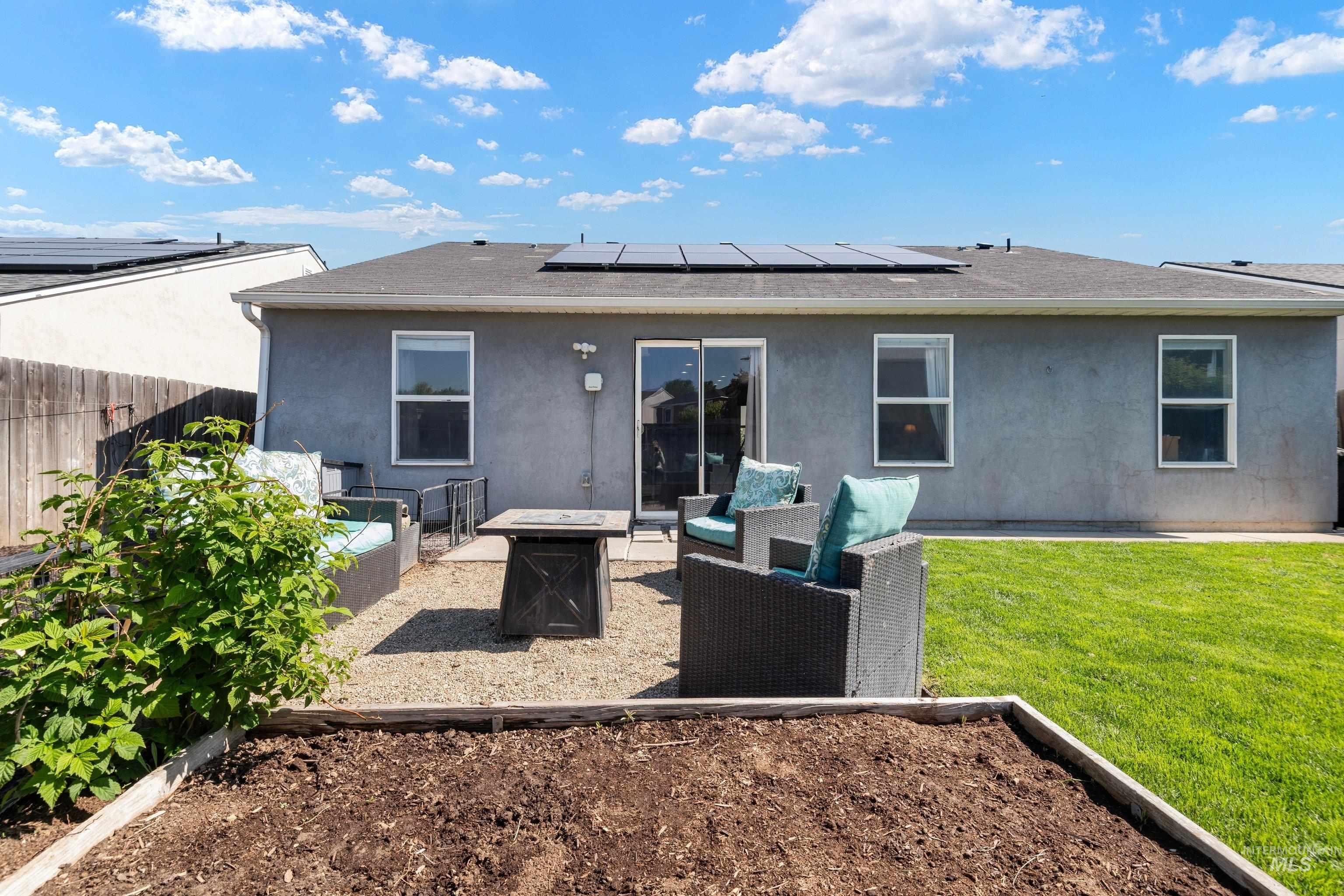 3512 W Vistapark Dr, Caldwell, Idaho 83605, 3 Bedrooms, 2 Bathrooms, Residential For Sale, Price $349,900,MLS 98985104