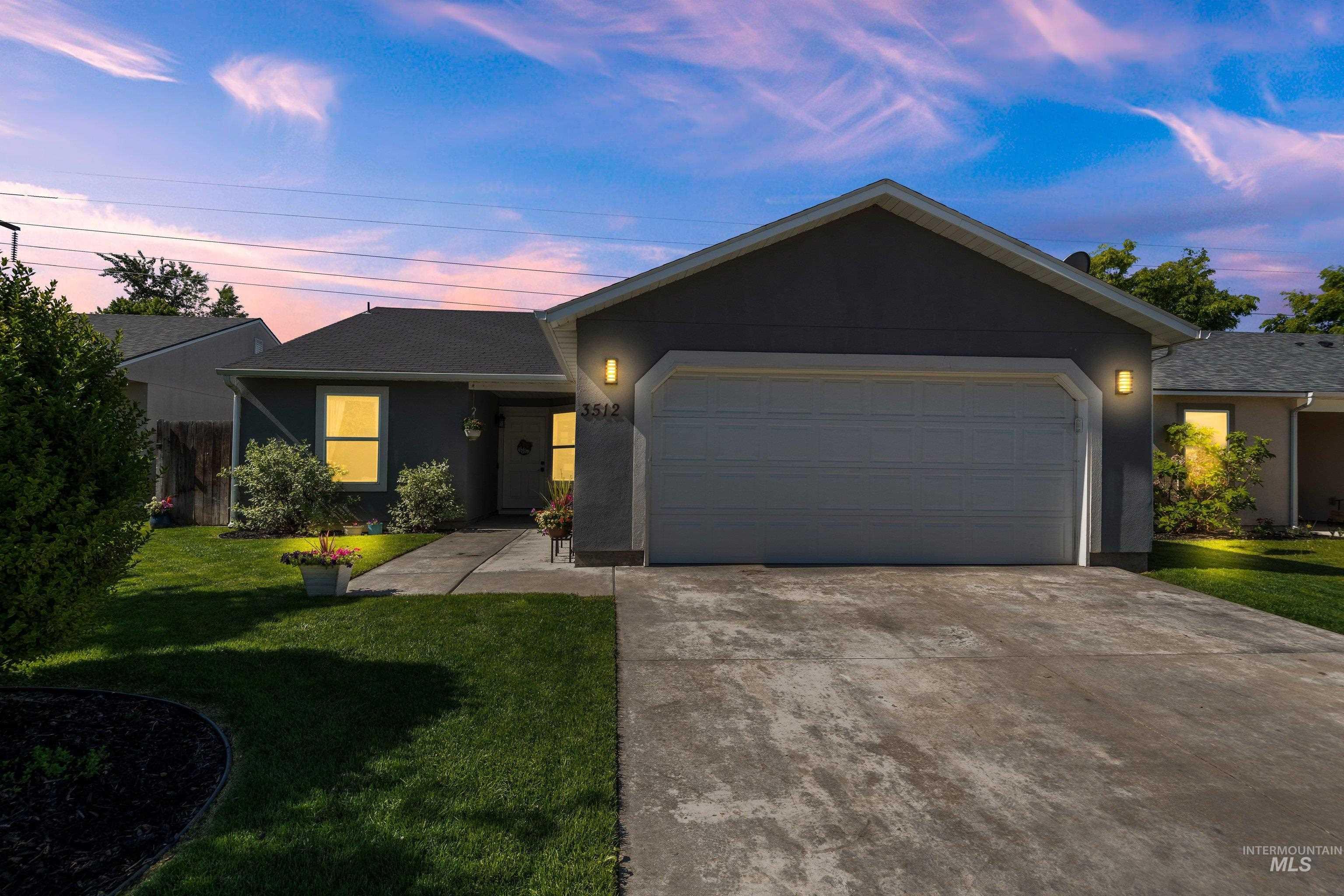 3512 W Vistapark Dr, Caldwell, Idaho 83605, 3 Bedrooms, 2 Bathrooms, Residential For Sale, Price $349,900,MLS 98985104