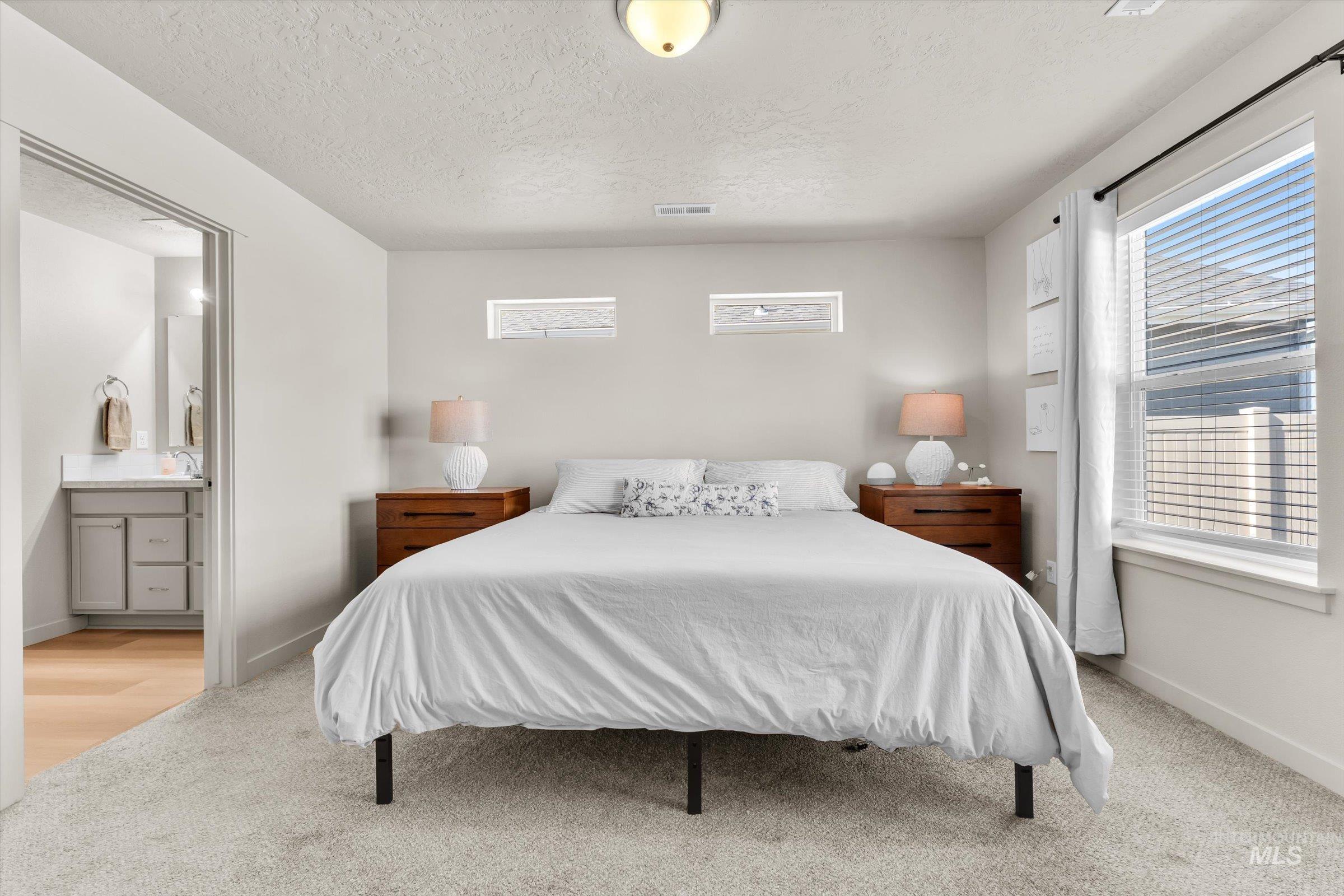 17009 N Cornwallis Way, Nampa, Idaho 83687, 3 Bedrooms, 2 Bathrooms, Residential For Sale, Price $412,000,MLS 98985105
