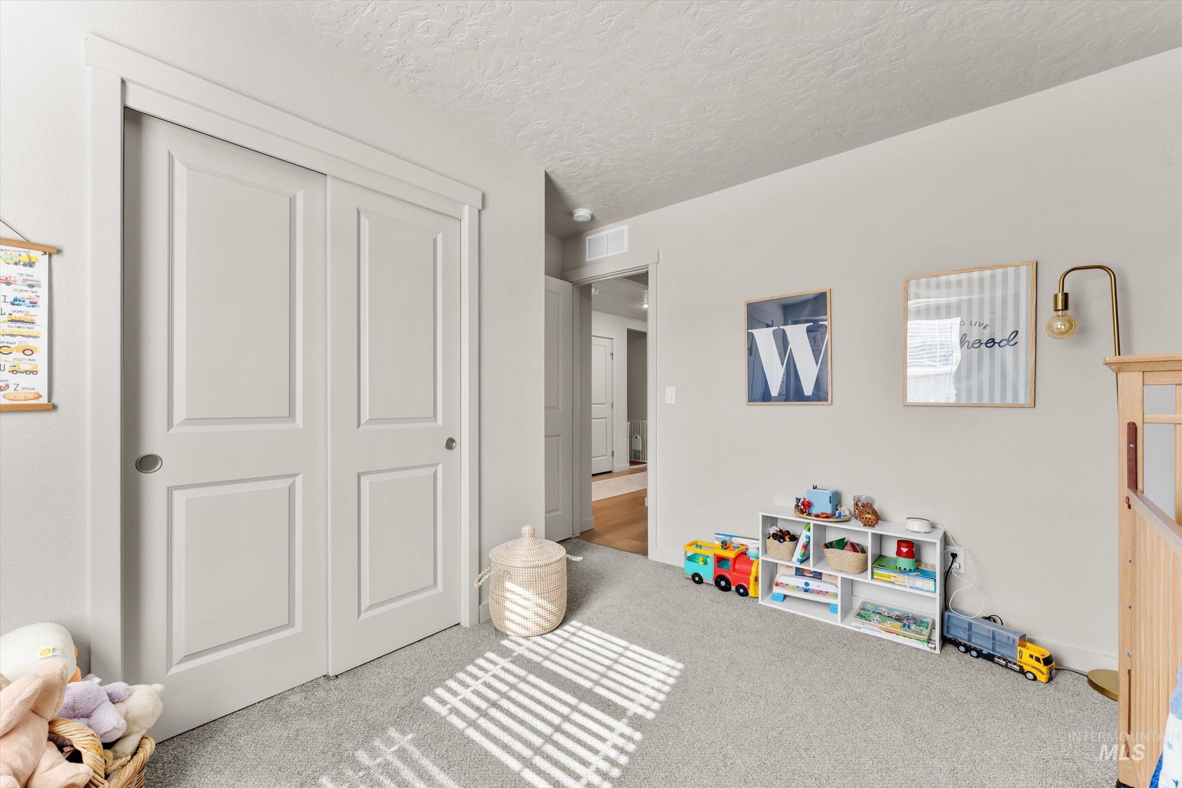 17009 N Cornwallis Way, Nampa, Idaho 83687, 3 Bedrooms, 2 Bathrooms, Residential For Sale, Price $412,000,MLS 98985105
