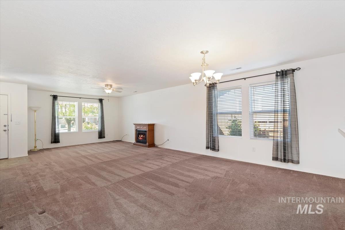 12676 Amber Sky Dr, Caldwell, Idaho 83607, 3 Bedrooms, 2 Bathrooms, Residential For Sale, Price $355,000,MLS 98985110