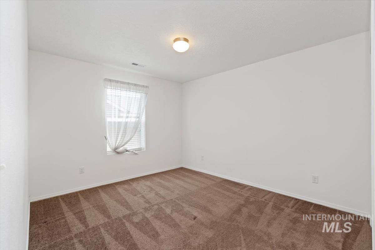 12676 Amber Sky Dr, Caldwell, Idaho 83607, 3 Bedrooms, 2 Bathrooms, Residential For Sale, Price $355,000,MLS 98985110