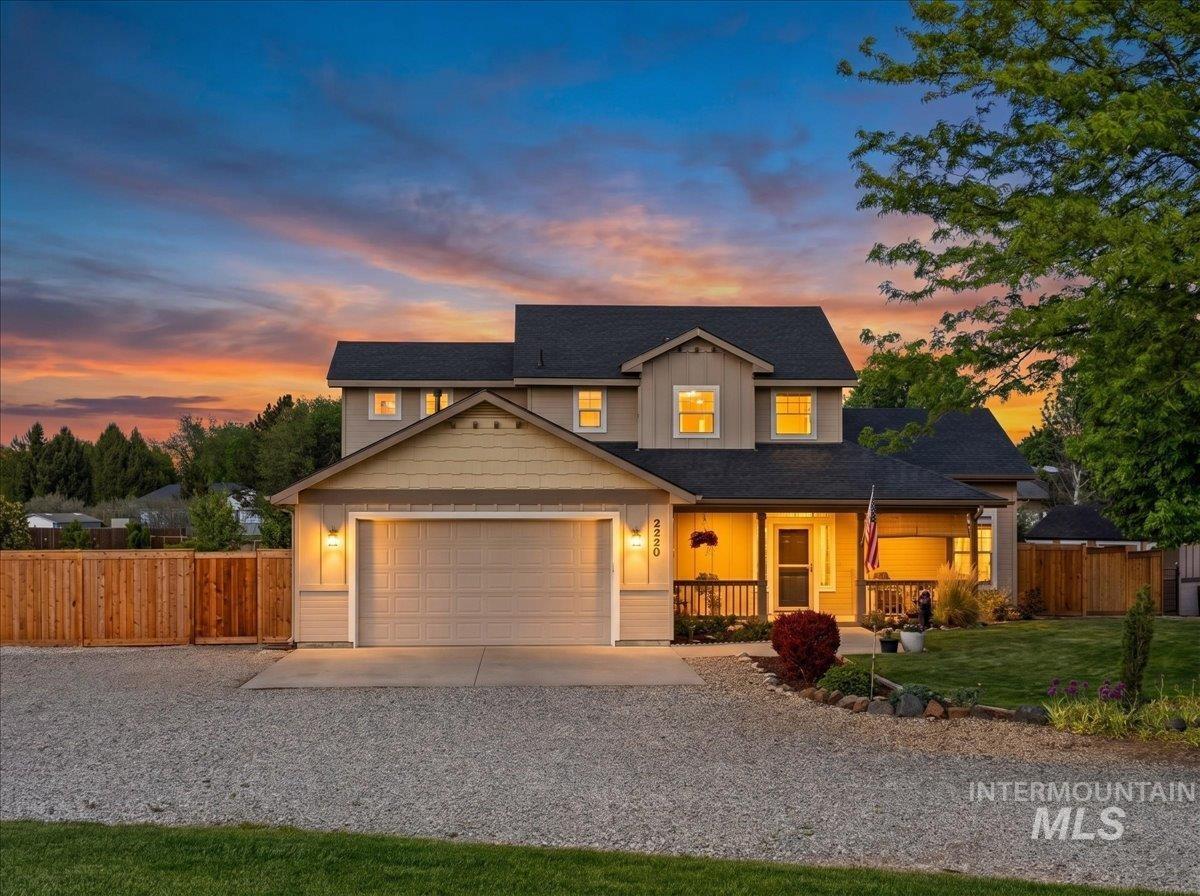 2220 UA Ave, Emmett, Idaho 83617, 4 Bedrooms, 2.5 Bathrooms, Residential For Sale, Price $769,900,MLS 98985111