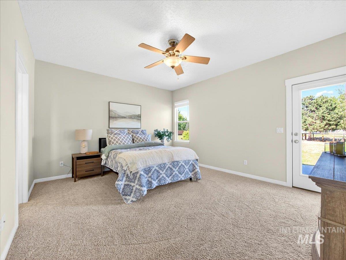 2220 UA Ave, Emmett, Idaho 83617, 4 Bedrooms, 2.5 Bathrooms, Residential For Sale, Price $769,900,MLS 98985111