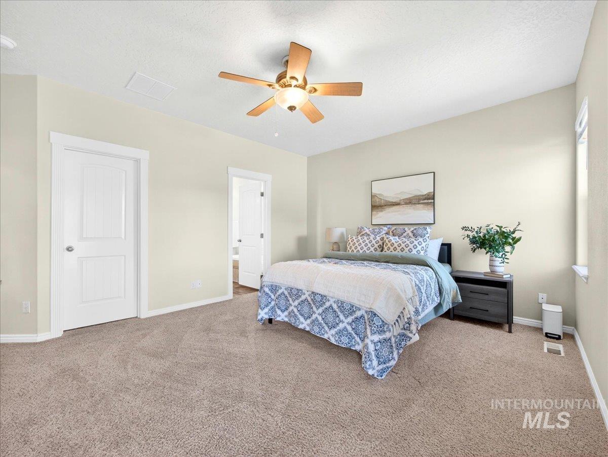 2220 UA Ave, Emmett, Idaho 83617, 4 Bedrooms, 2.5 Bathrooms, Residential For Sale, Price $769,900,MLS 98985111