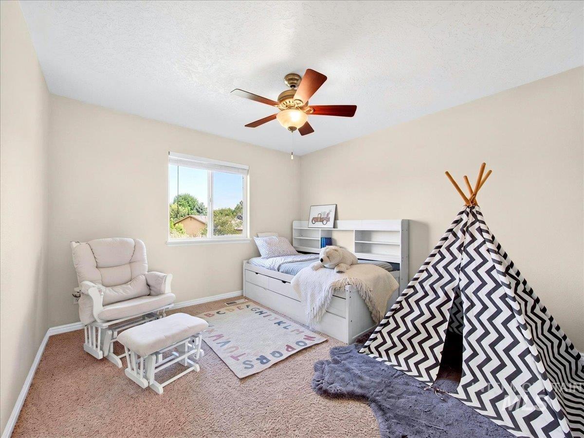 2220 UA Ave, Emmett, Idaho 83617, 4 Bedrooms, 2.5 Bathrooms, Residential For Sale, Price $769,900,MLS 98985111