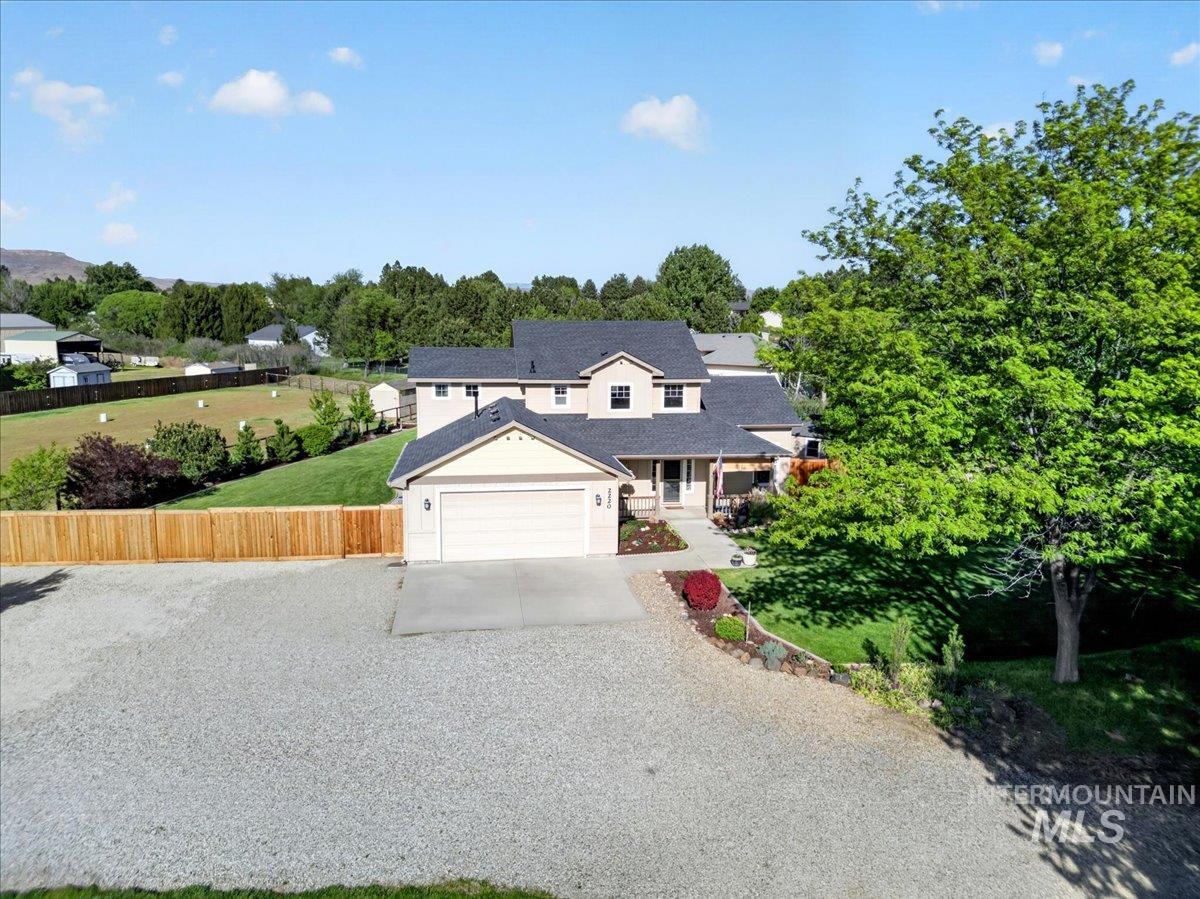 2220 UA Ave, Emmett, Idaho 83617, 4 Bedrooms, 2.5 Bathrooms, Residential For Sale, Price $769,900,MLS 98985111