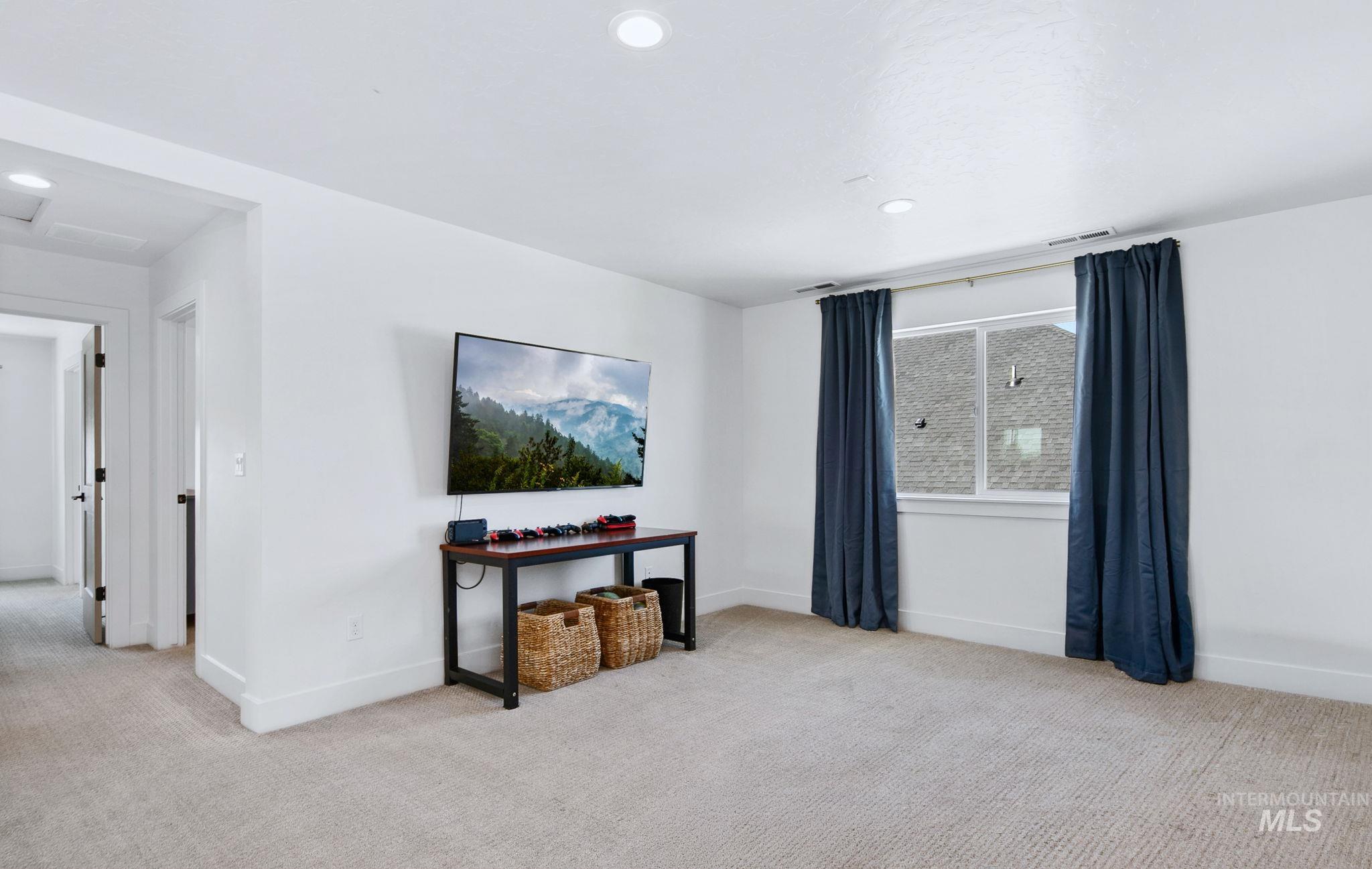 5481 S Mesa Trail Pl, Meridian, Idaho 83642, 5 Bedrooms, 4 Bathrooms, Residential For Sale, Price $995,000,MLS 98985126