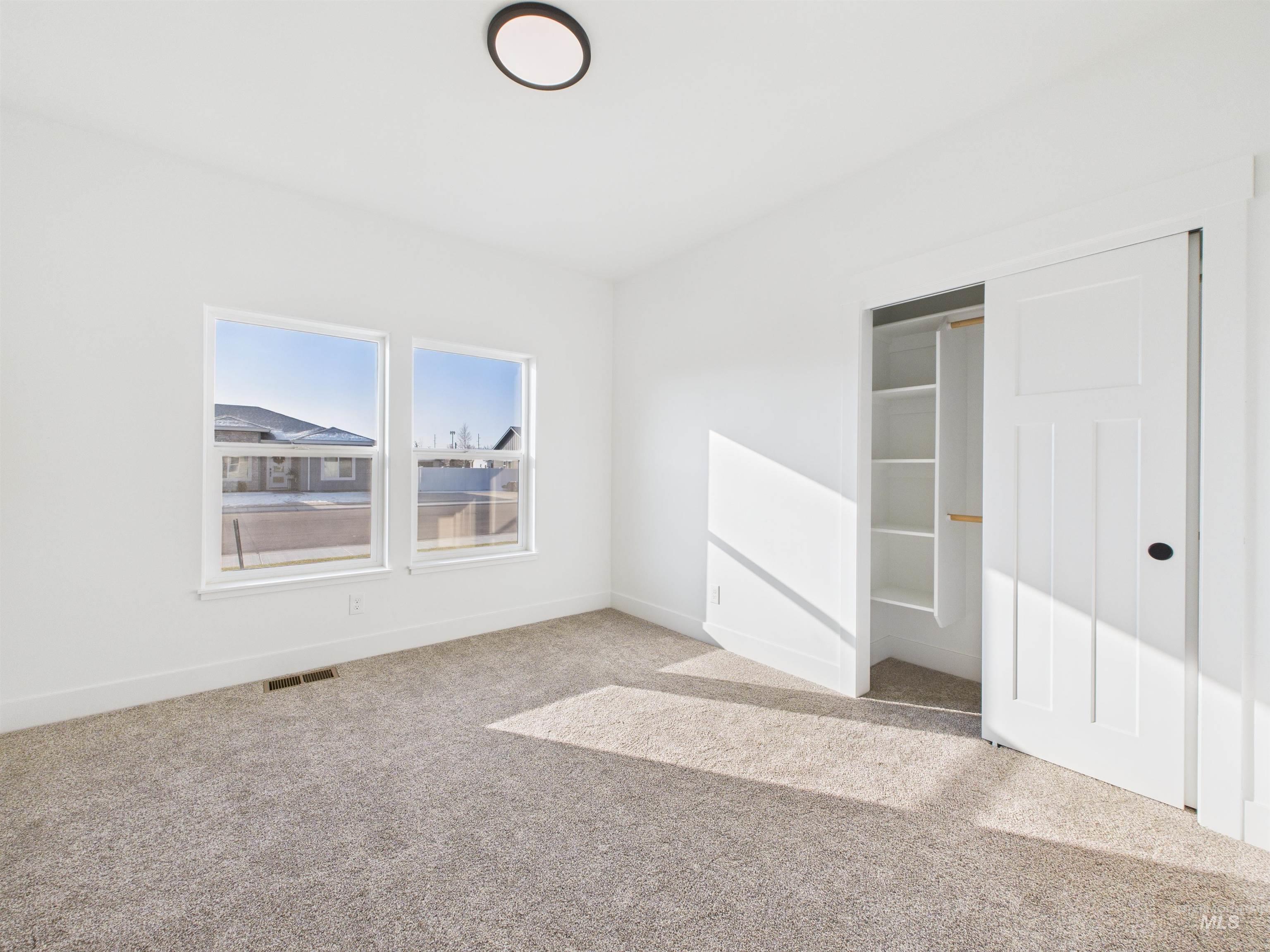 1216 Bronze Drive, Rupert, Idaho 83350, 4 Bedrooms, 2 Bathrooms, Residential For Sale, Price $369,000, 98985134