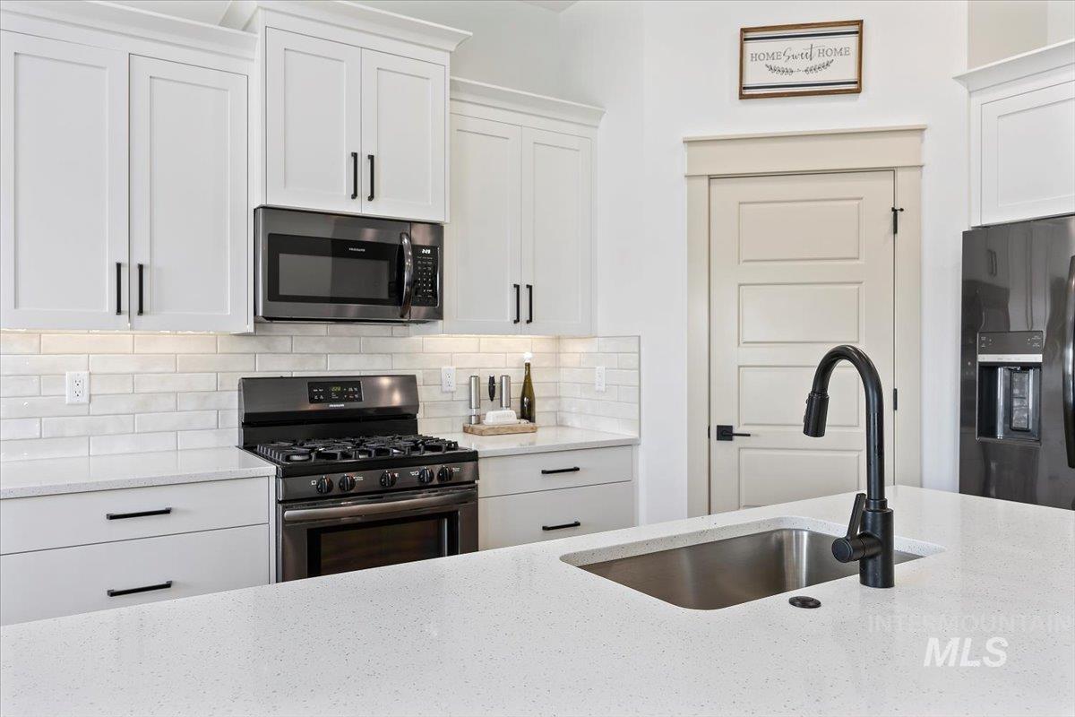 4074 Williams st, Buhl, Idaho 83316, 3 Bedrooms, 2 Bathrooms, Residential For Sale, Price $384,900, 98985135