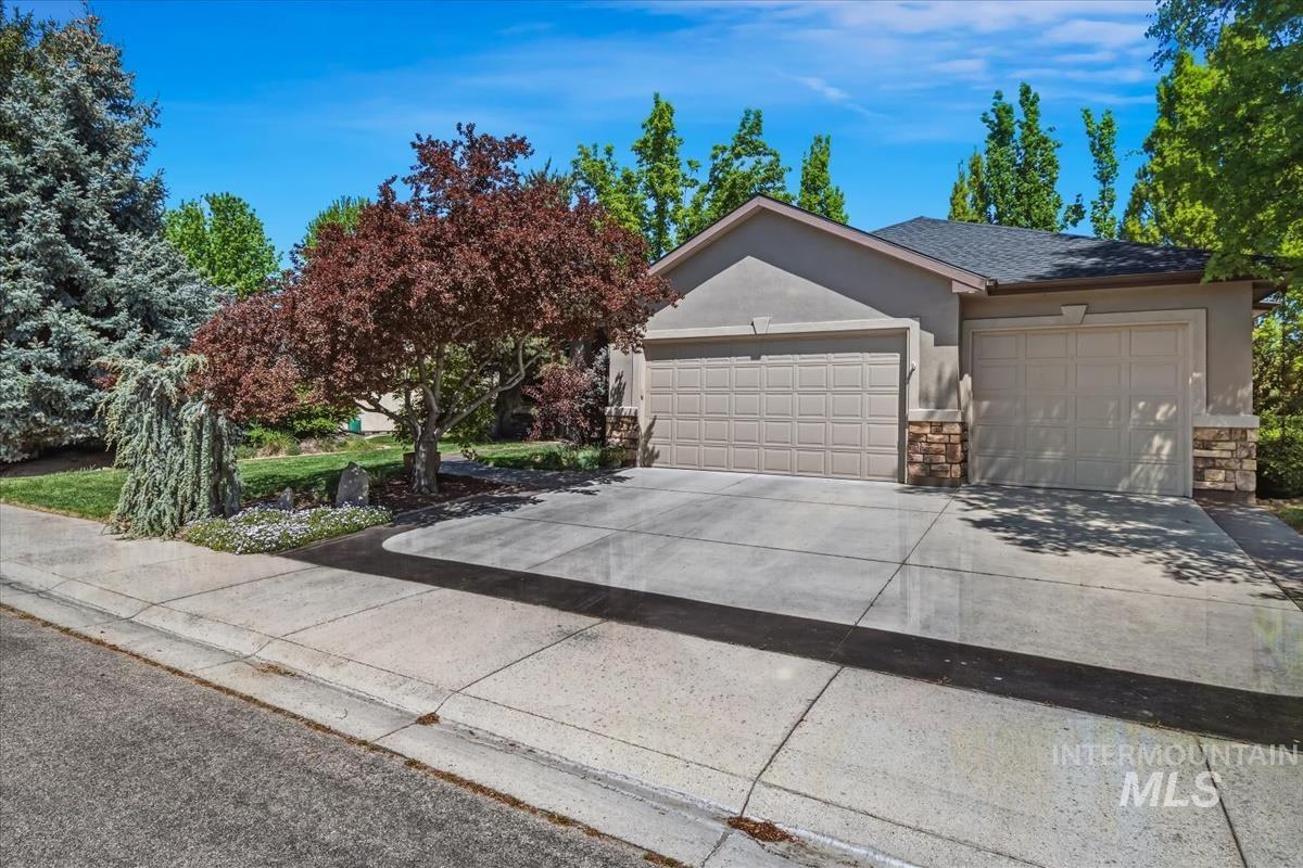 9382 W Osprey Meadows, Boise, Idaho 83714, 3 Bedrooms, 2 Bathrooms, Residential For Sale, Price $829,500,MLS 98985141