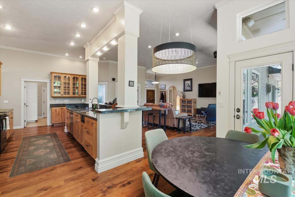 9382 W Osprey Meadows, Boise, Idaho 83714, 3 Bedrooms, 2 Bathrooms, Residential For Sale, Price $829,500,MLS 98985141