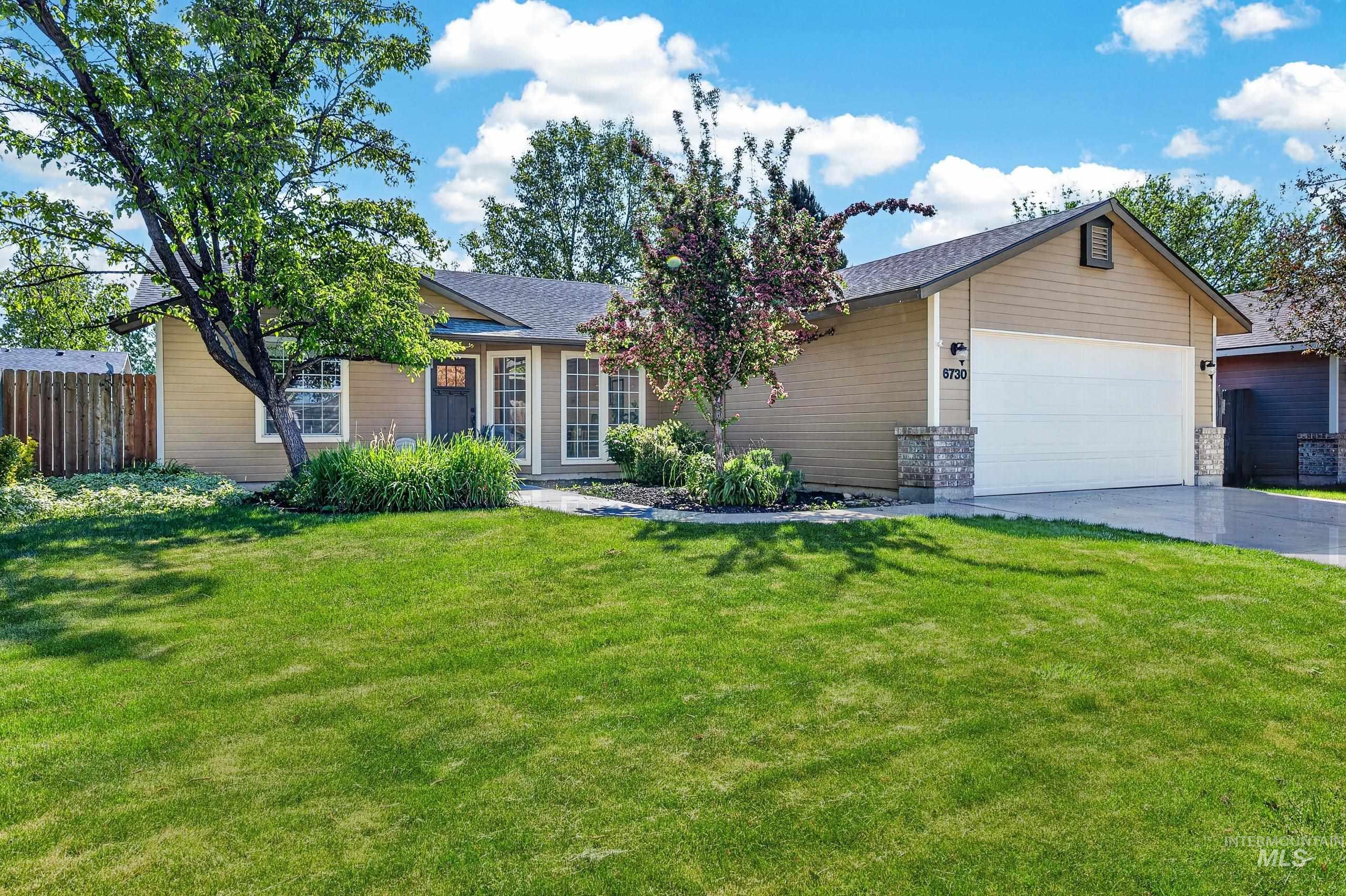 6730 N Waterlilly Way, Boise, Idaho 83714, 3 Bedrooms, 2 Bathrooms, Residential For Sale, Price $465,000, 98985142