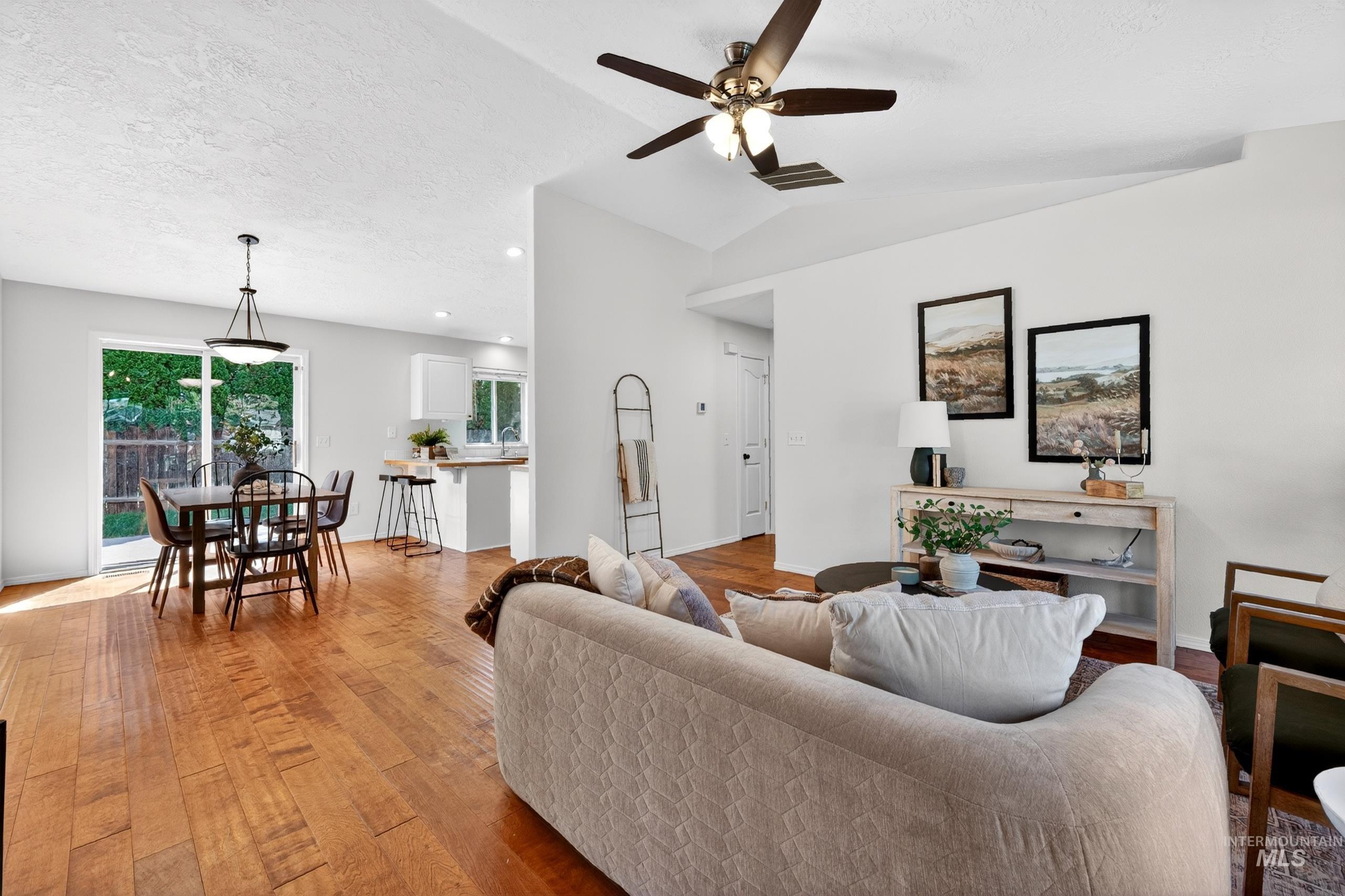 6730 N Waterlilly Way, Boise, Idaho 83714, 3 Bedrooms, 2 Bathrooms, Residential For Sale, Price $465,000, 98985142