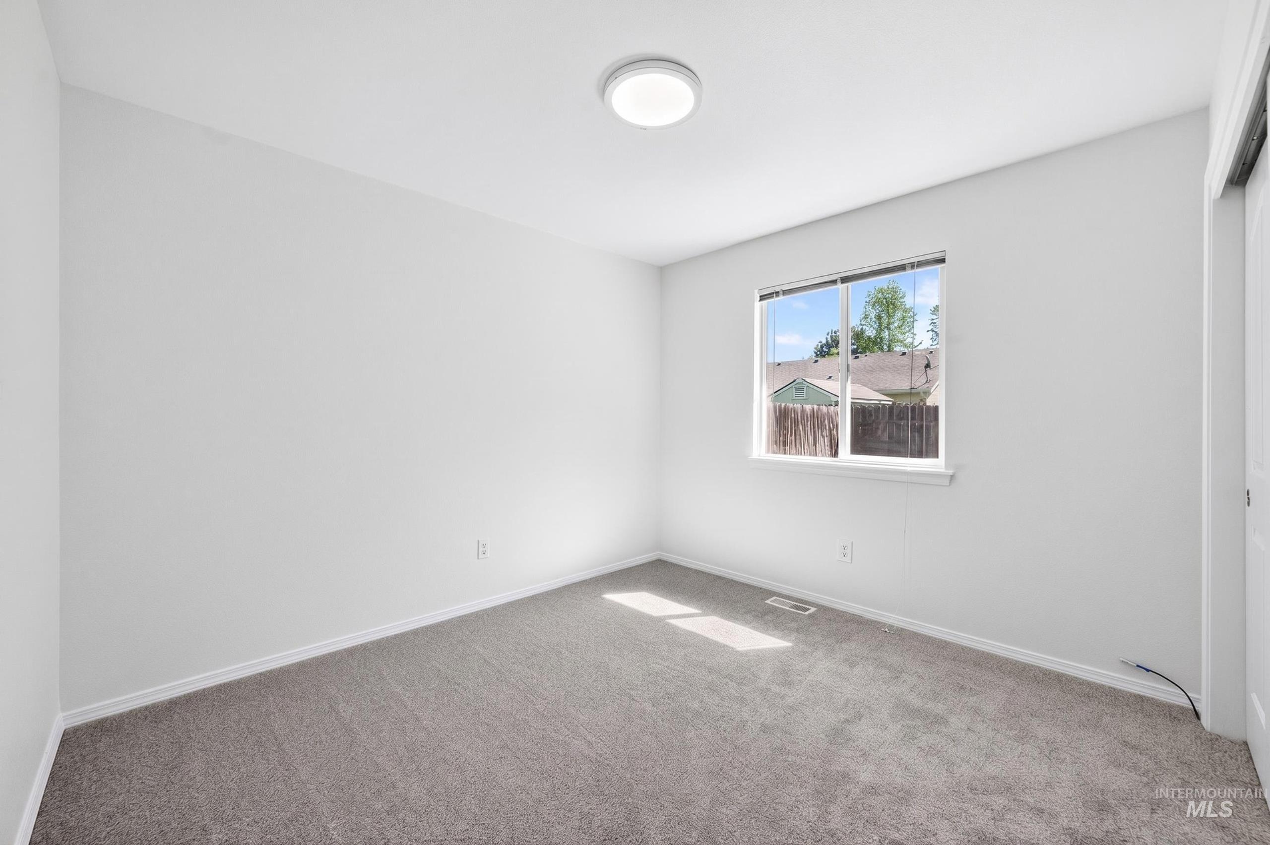 6730 N Waterlilly Way, Boise, Idaho 83714, 3 Bedrooms, 2 Bathrooms, Residential For Sale, Price $465,000, 98985142