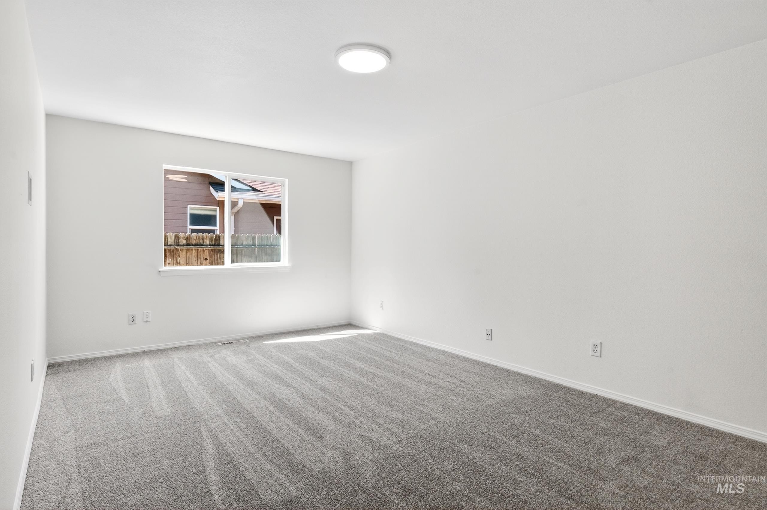 6730 N Waterlilly Way, Boise, Idaho 83714, 3 Bedrooms, 2 Bathrooms, Residential For Sale, Price $465,000, 98985142