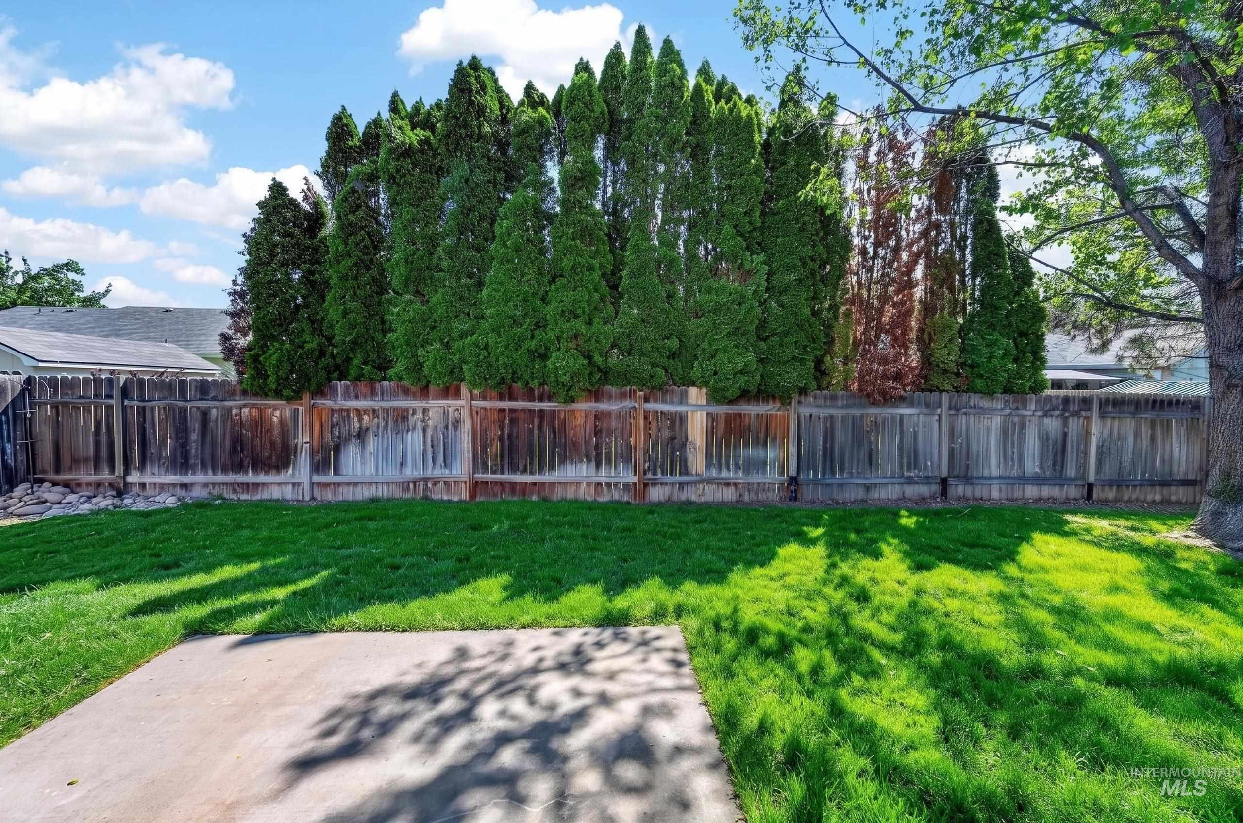 6730 N Waterlilly Way, Boise, Idaho 83714, 3 Bedrooms, 2 Bathrooms, Residential For Sale, Price $465,000, 98985142