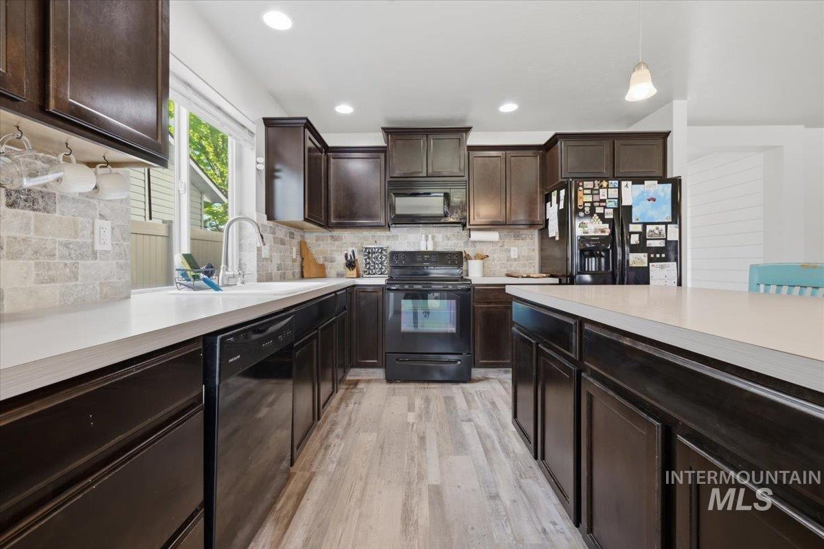 11124 W Bodie River Loop, Nampa, Idaho 83686, 4 Bedrooms, 2.5 Bathrooms, Residential For Sale, Price $515,000, 98985143