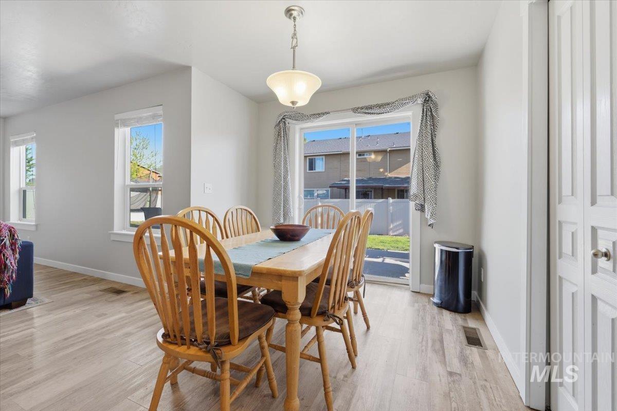 11124 W Bodie River Loop, Nampa, Idaho 83686, 4 Bedrooms, 2.5 Bathrooms, Residential For Sale, Price $515,000, 98985143