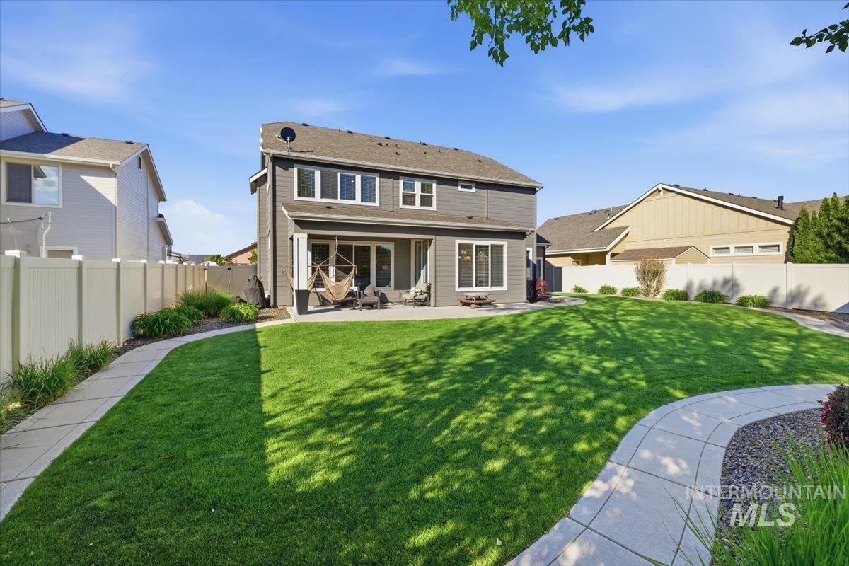 2482 E Taormina, Meridian, Idaho 83642-5181, 5 Bedrooms, 3 Bathrooms, Residential For Sale, Price $774,900,MLS 98985145