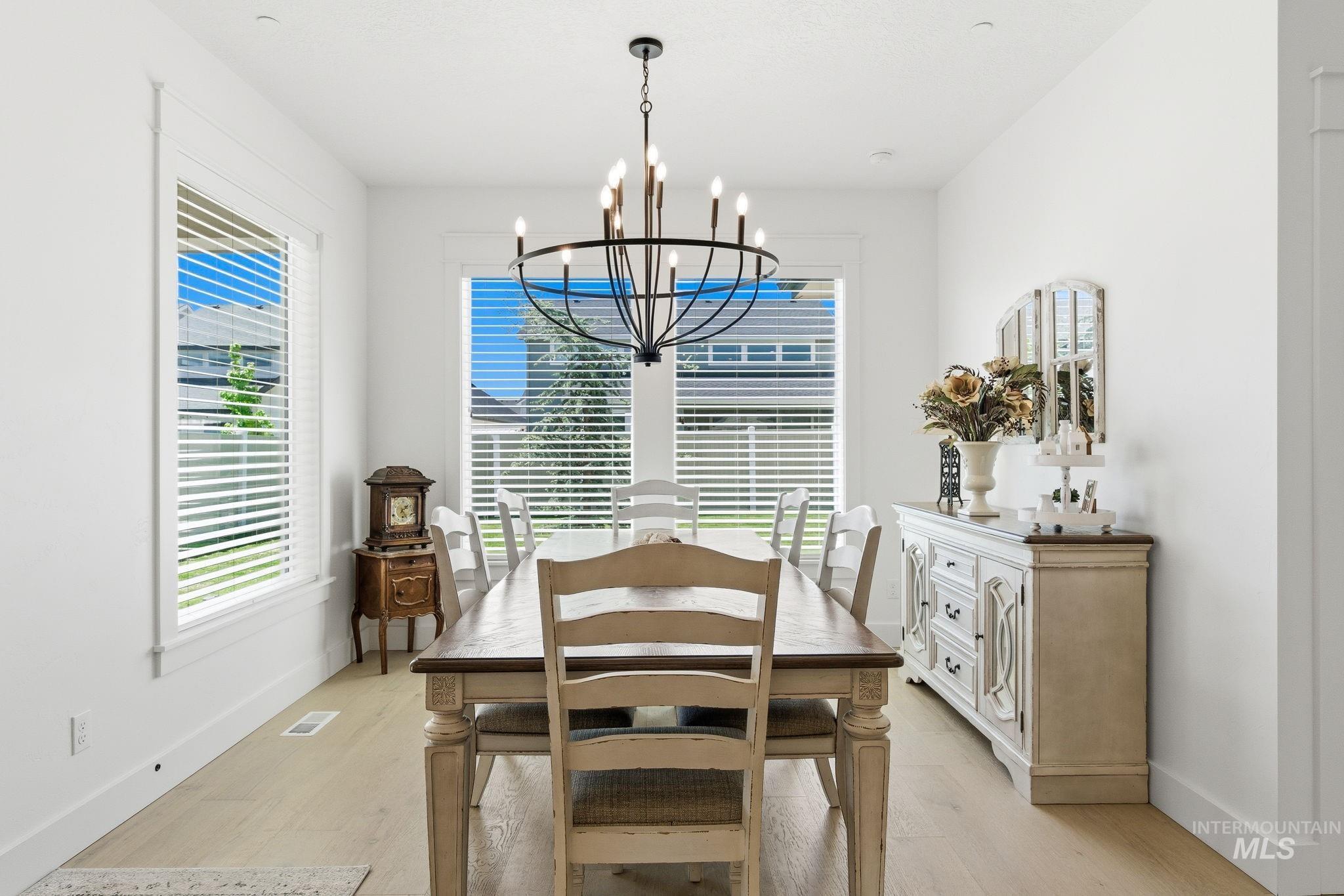 6503 E Bear Ridge St, Boise, Idaho 83716, 4 Bedrooms, 2.5 Bathrooms, Residential For Sale, Price $719,900,MLS 98985152