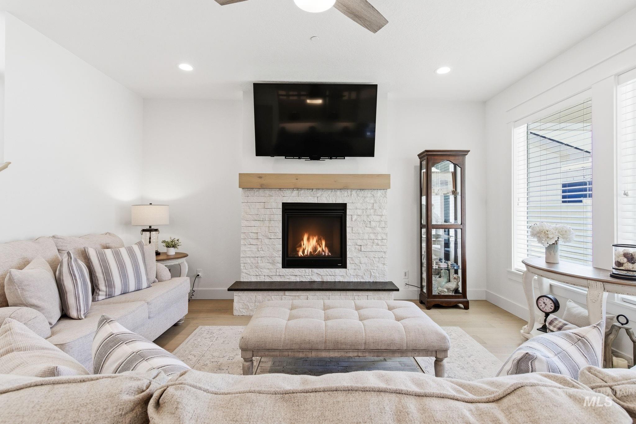 6503 E Bear Ridge St, Boise, Idaho 83716, 4 Bedrooms, 2.5 Bathrooms, Residential For Sale, Price $719,900,MLS 98985152